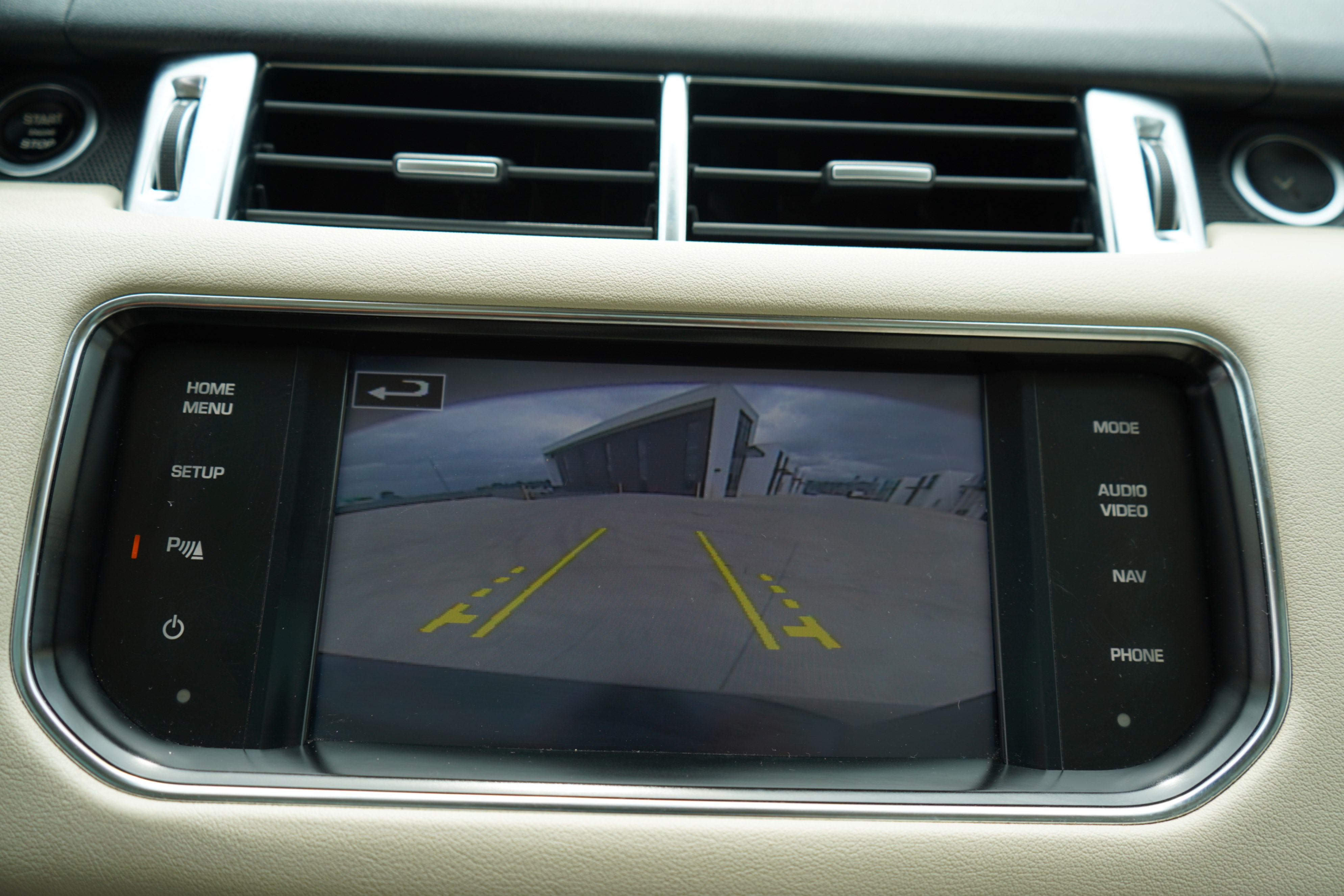 /worldwidemodernauto/2014-LandRover-RangeRover-11805187211755741.jpg
