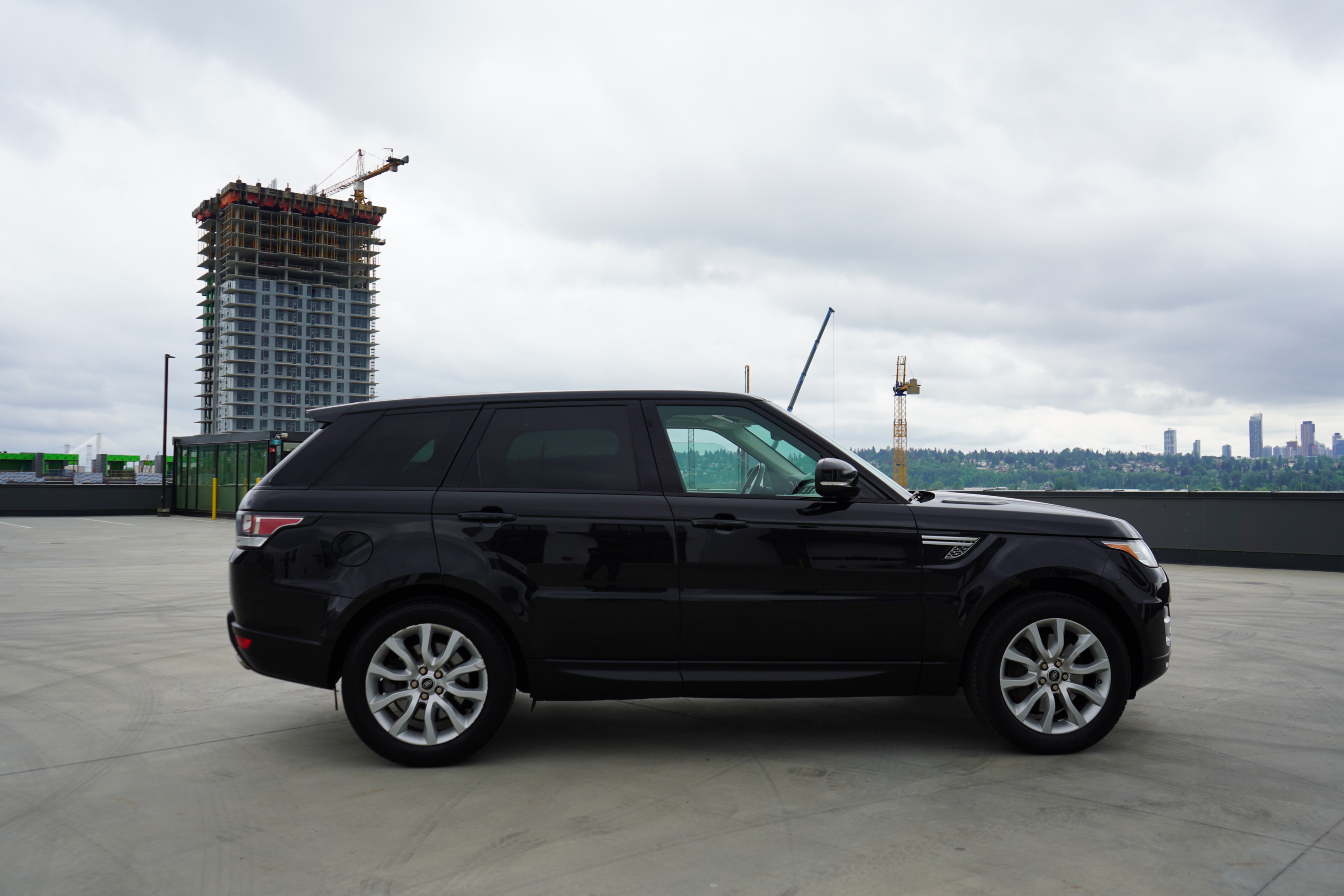 /worldwidemodernauto/2014-LandRover-RangeRover-2390970281268412.jpg