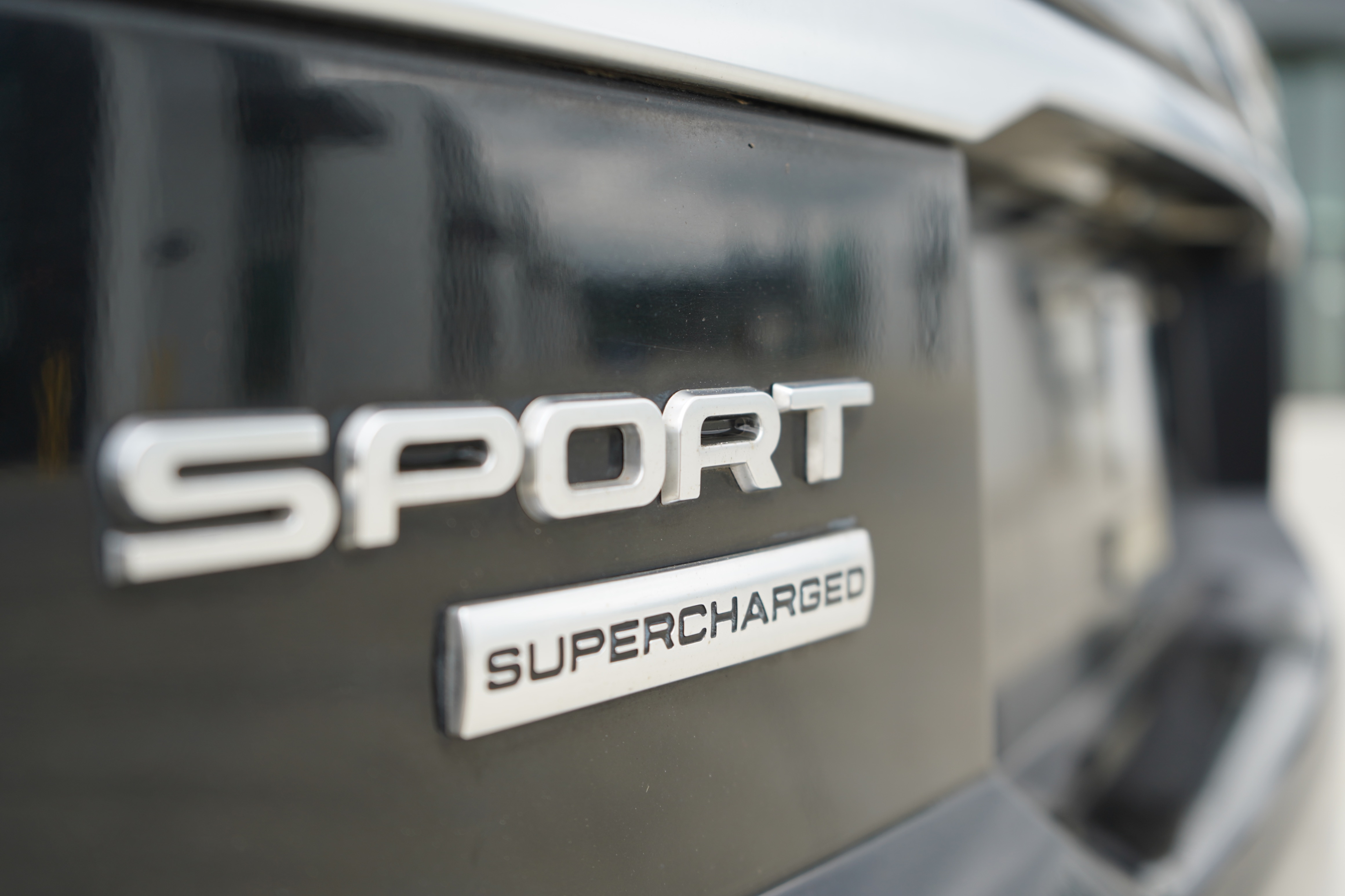 /worldwidemodernauto/2014-LandRover-RangeRover-5634085769345856.jpg