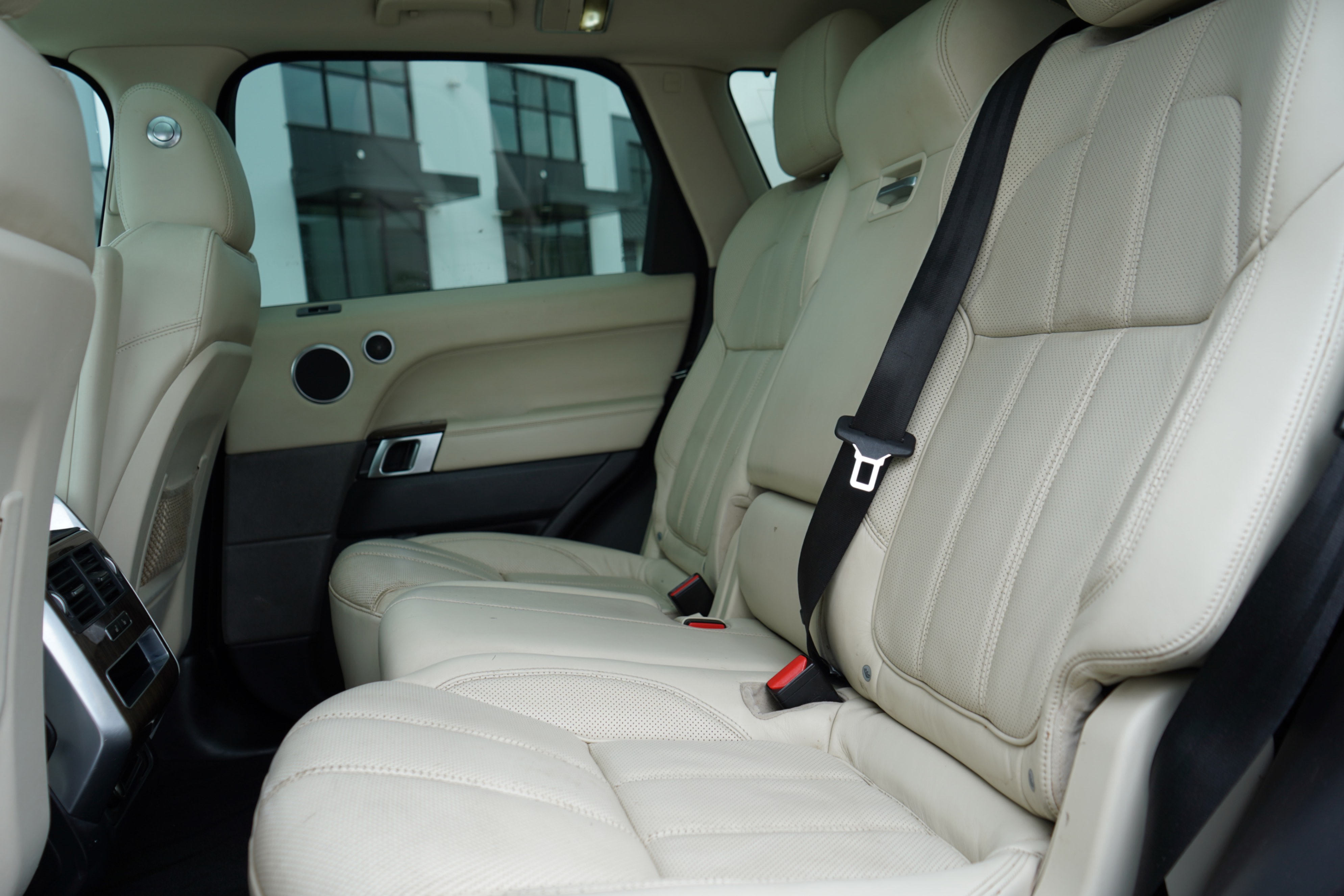/worldwidemodernauto/2014-LandRover-RangeRover-7170169512868851.jpg