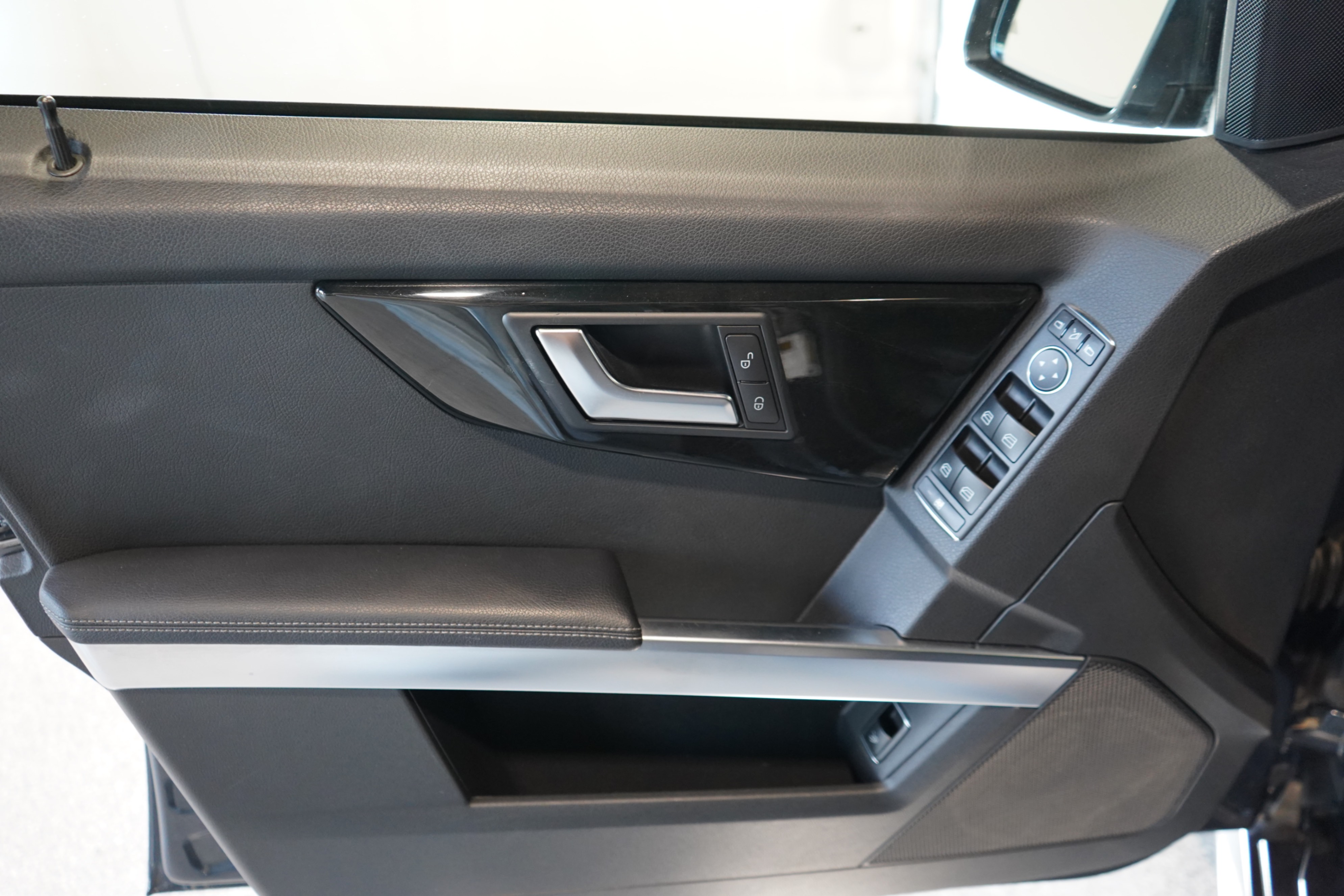 /worldwidemodernauto/2014-Mercedes-Benz-GLK-Class-763719203821497.jpg