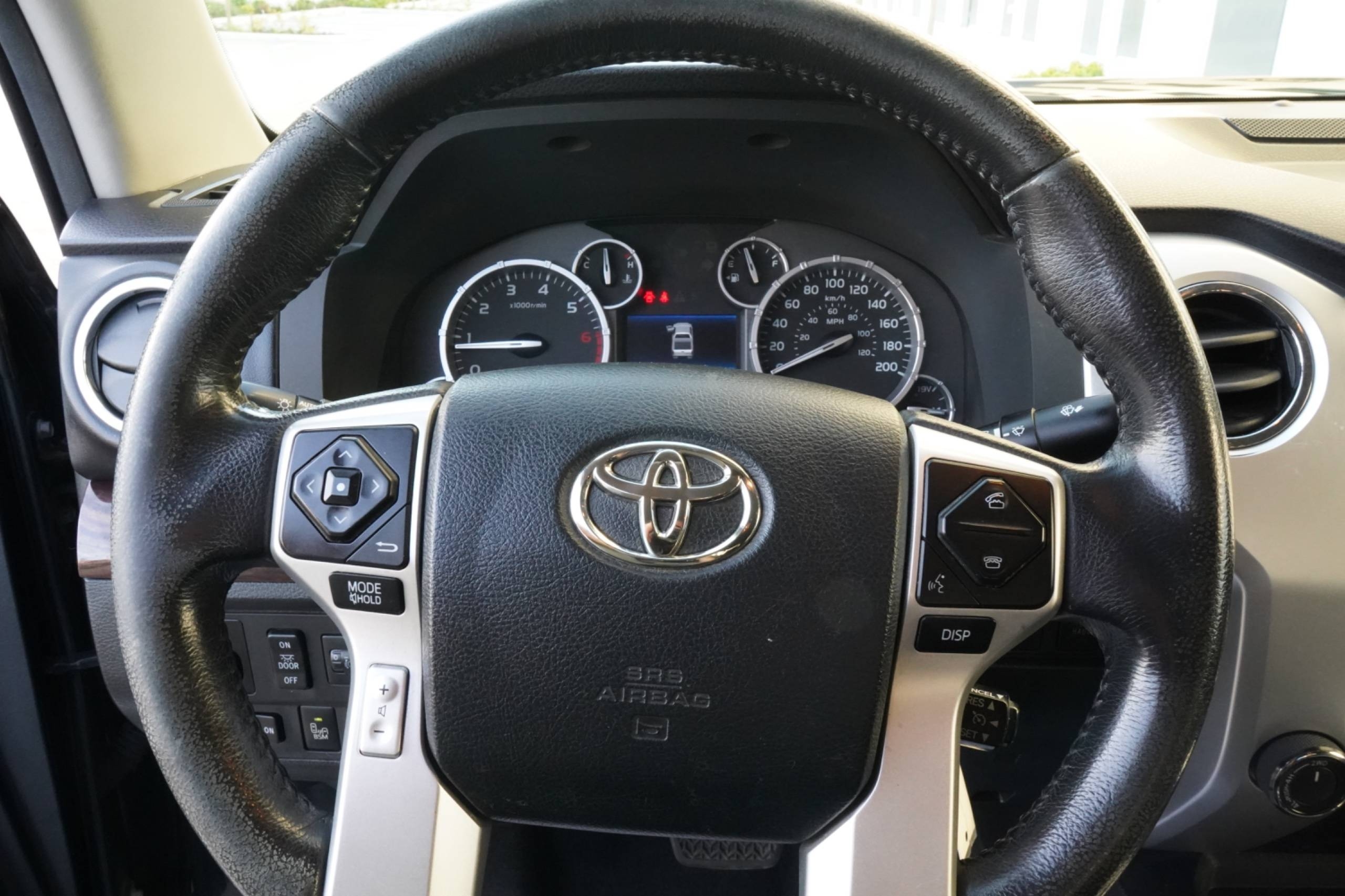 /worldwidemodernauto/2014-Toyota-Tundra-8481116559664081.jpg
