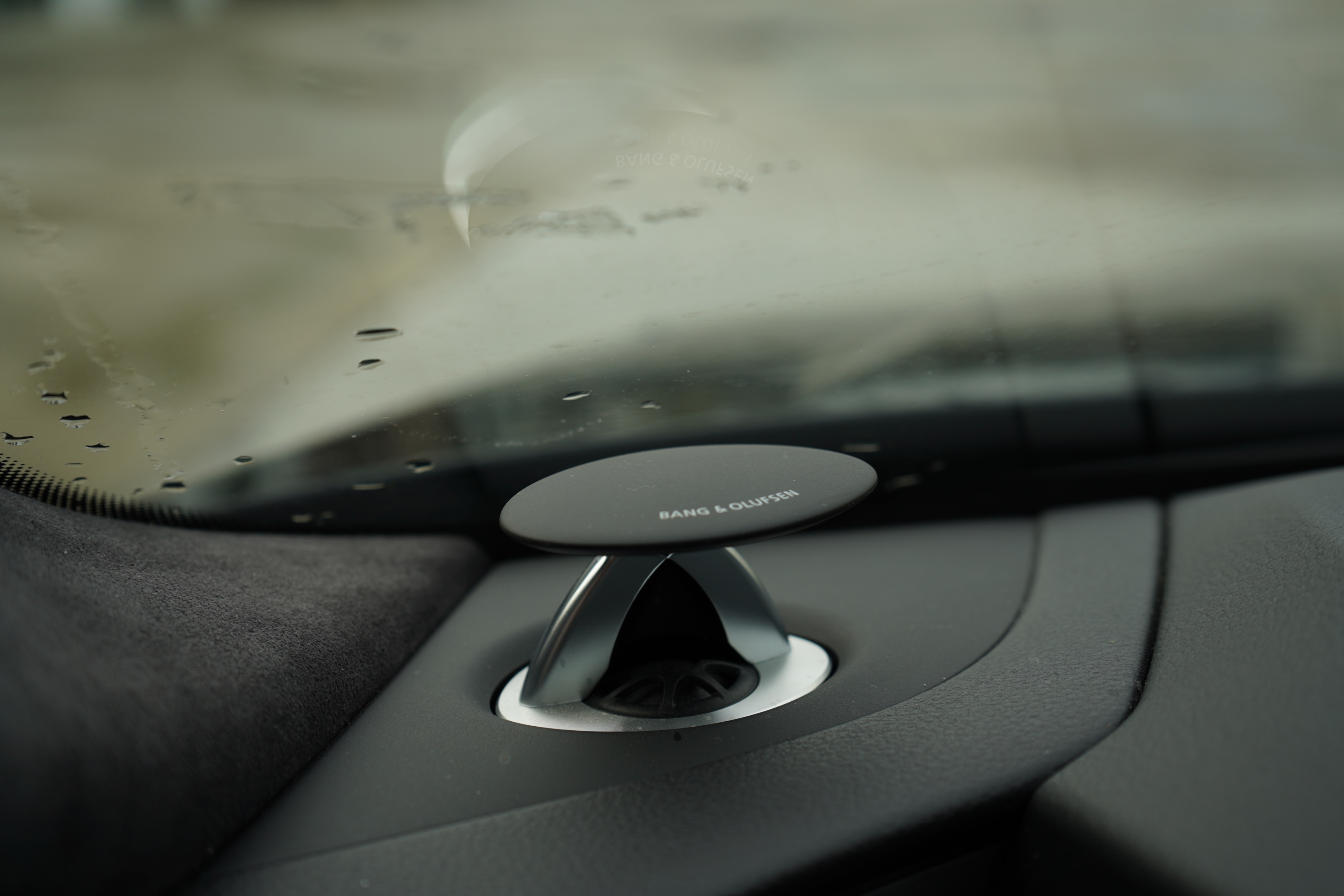 /worldwidemodernauto/2015-Audi-S8-09390474312879493.jpg