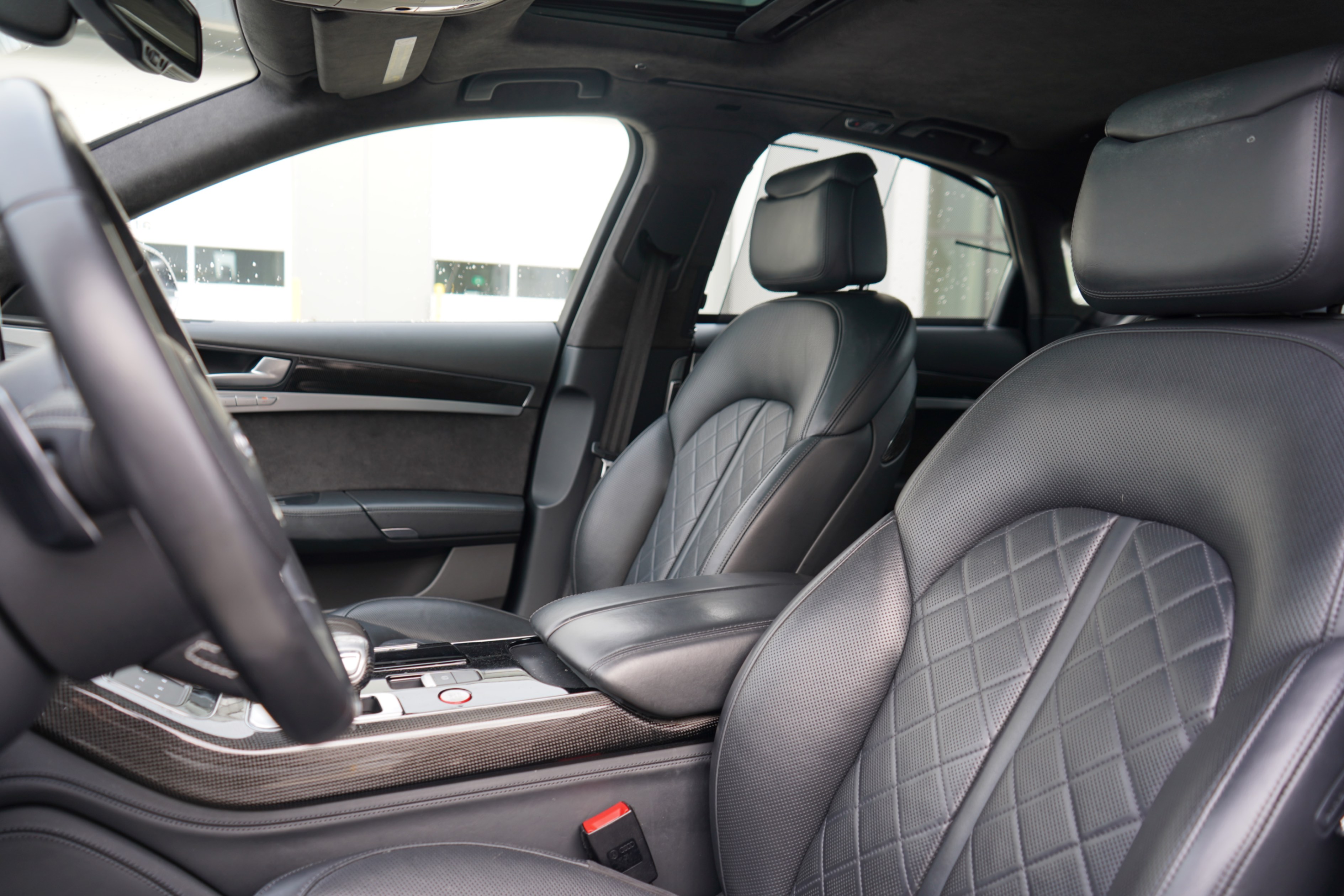 /worldwidemodernauto/2015-Audi-S8-44163121252883686.jpg