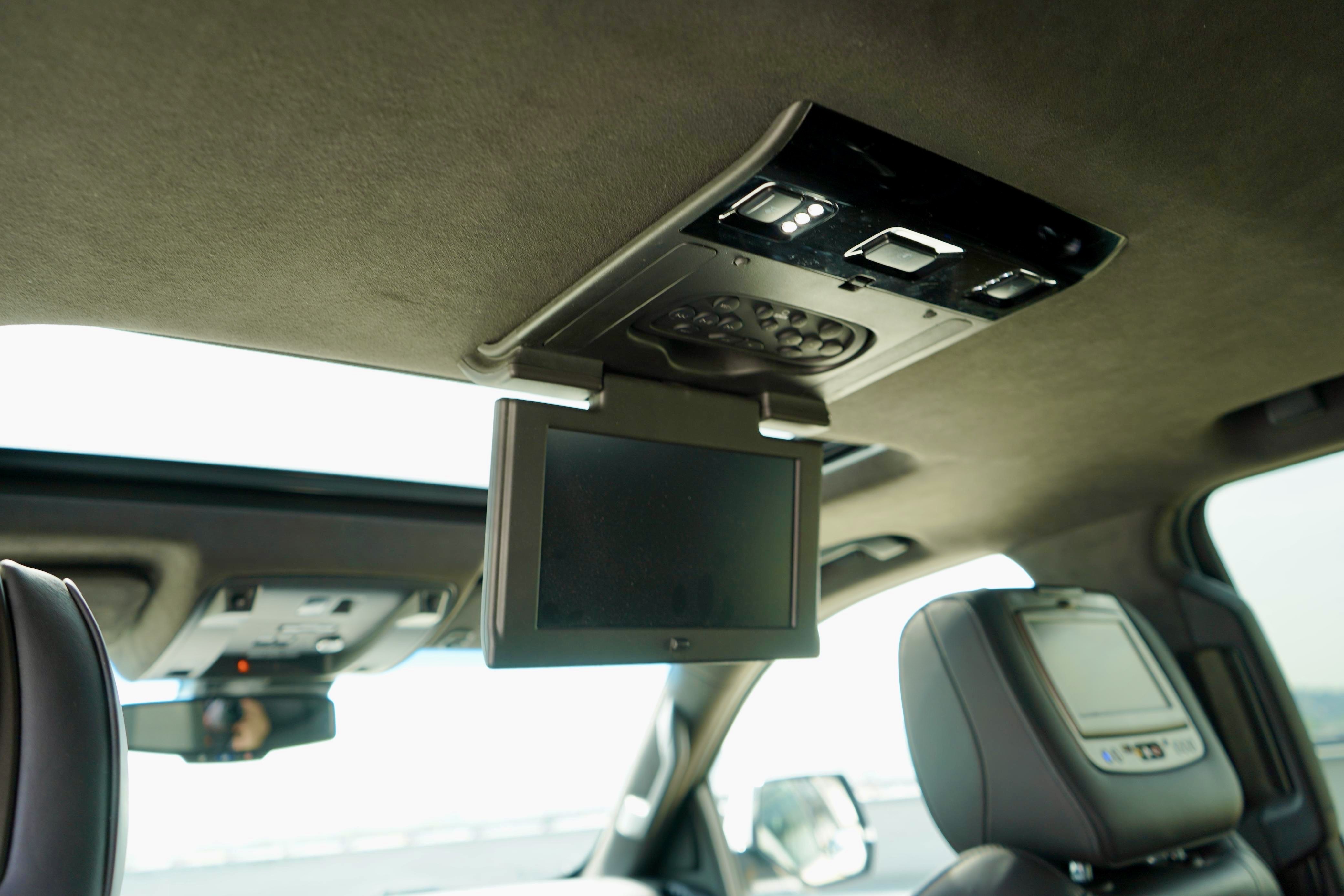 /worldwidemodernauto/2015-Cadillac-Escalade-1260463027698564.jpg