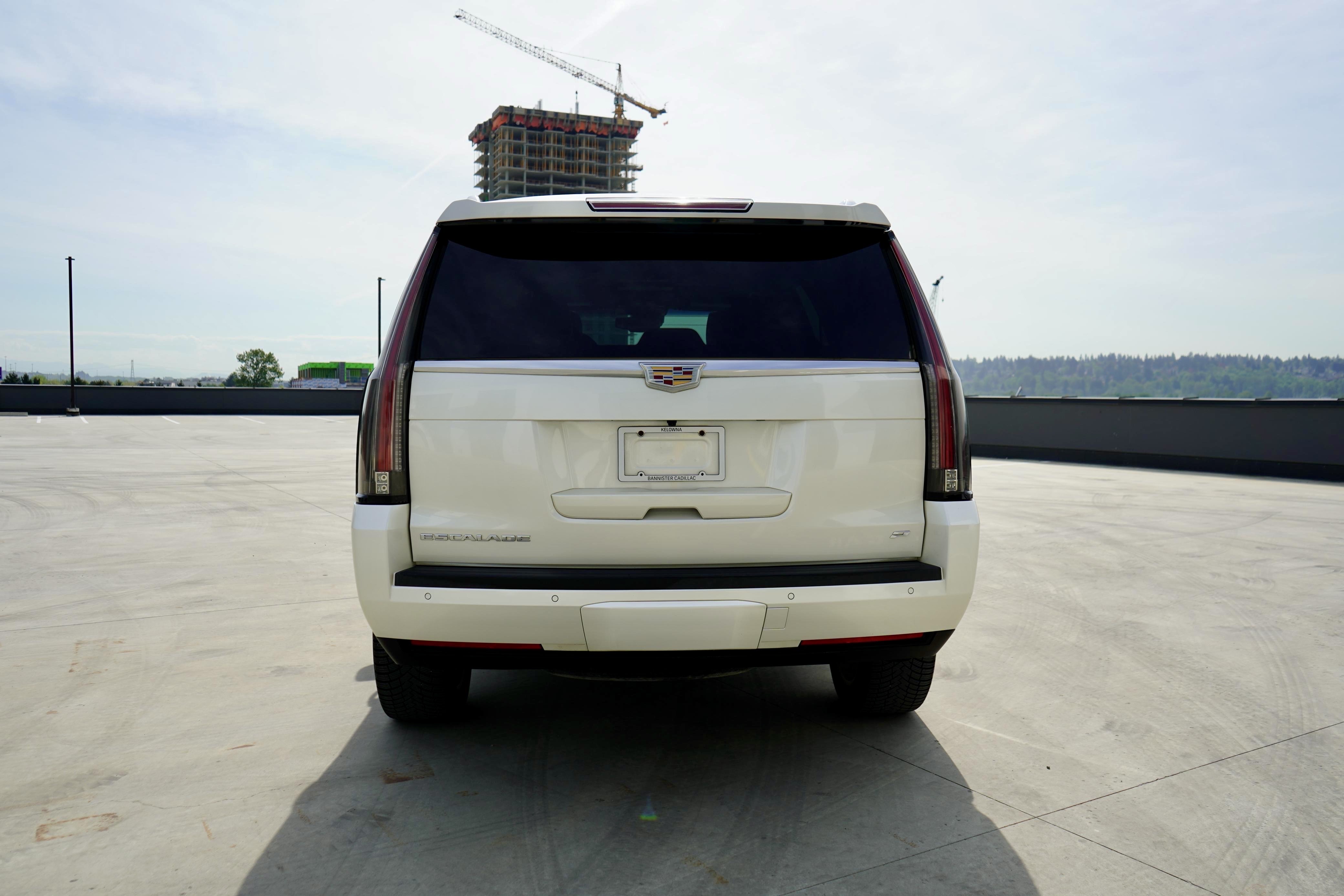 /worldwidemodernauto/2015-Cadillac-Escalade-6627417555531943.jpg