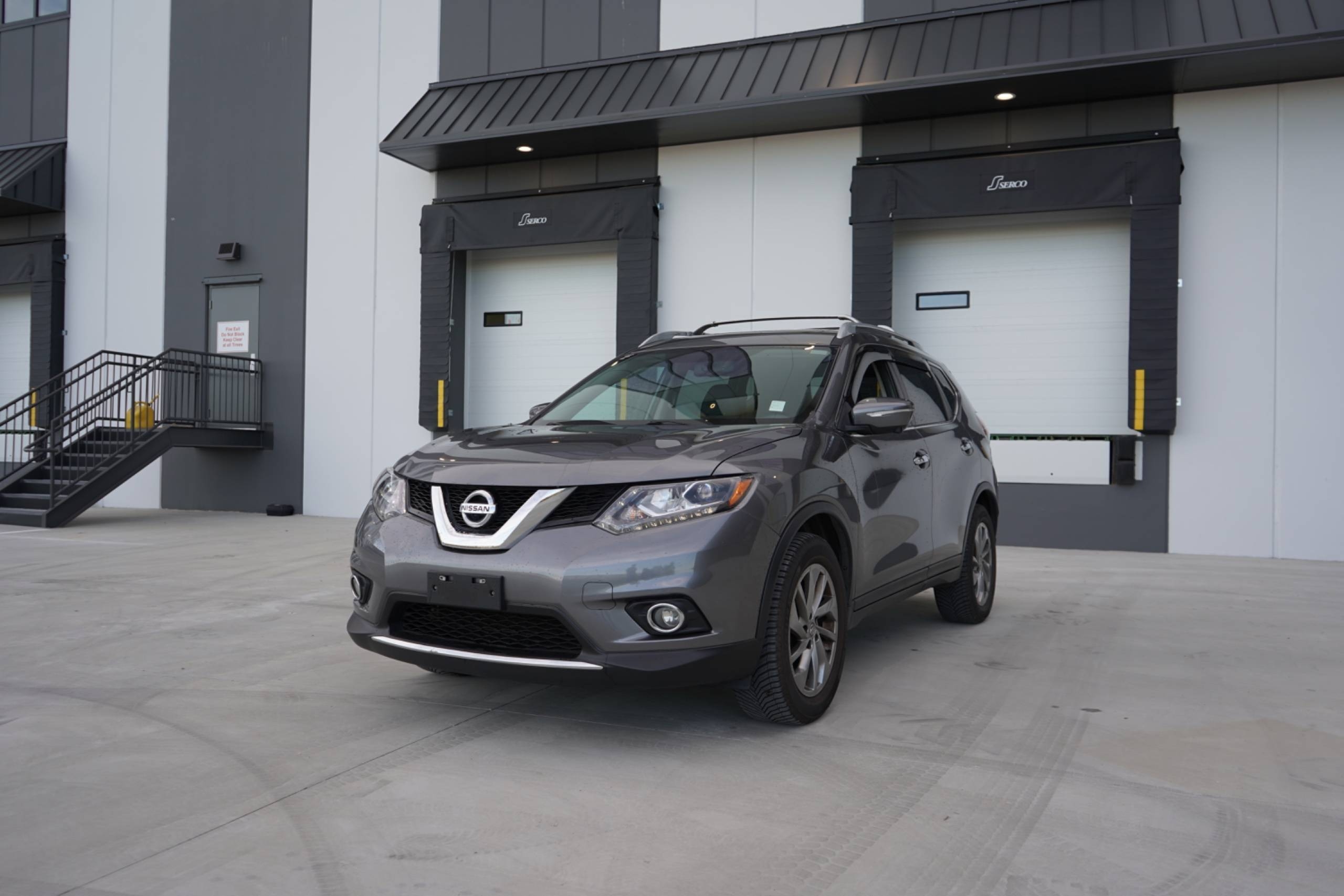 /worldwidemodernauto/2015-Nissan-Rogue-05123916254345162.jpg
