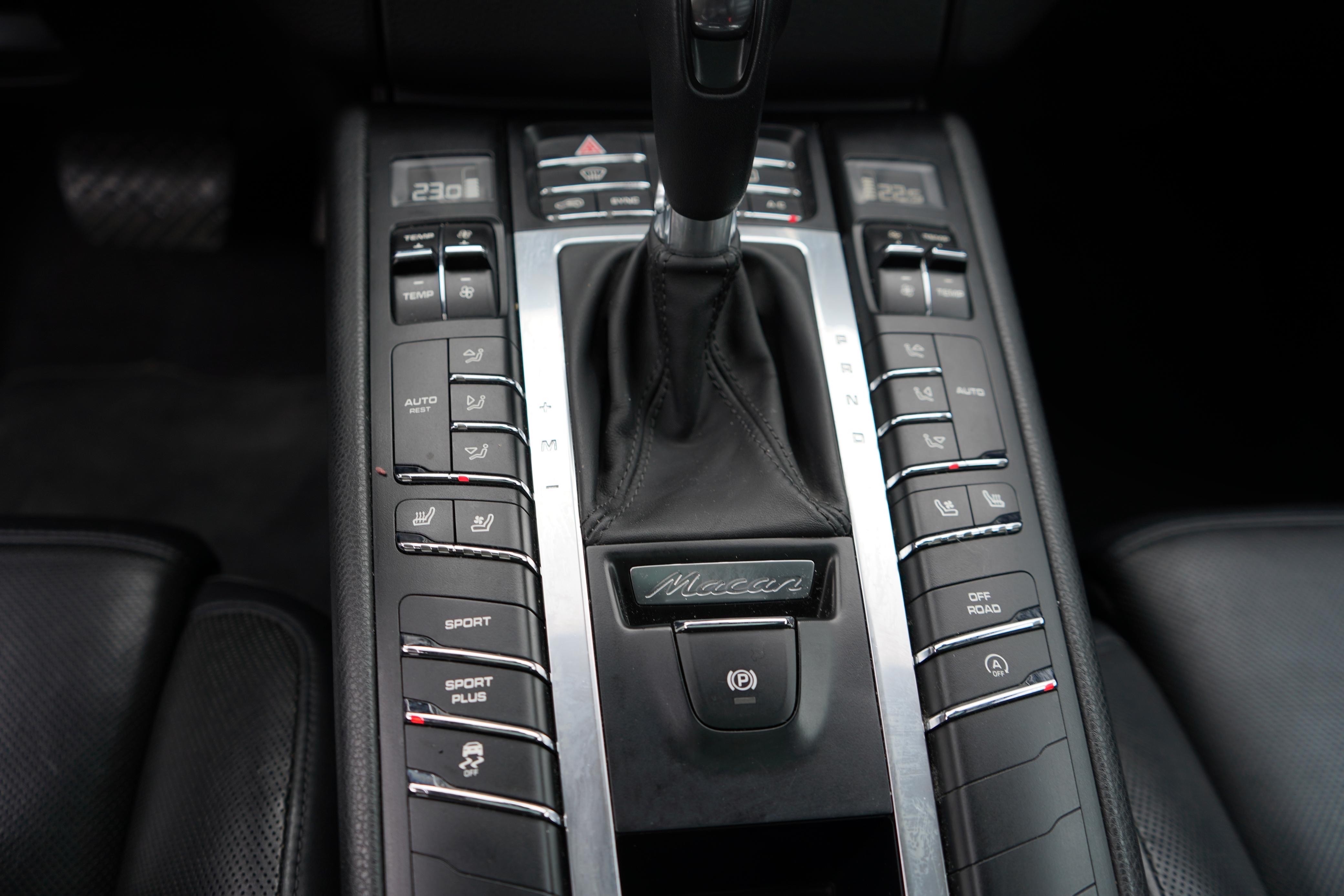 /worldwidemodernauto/2015-Porsche-Macan-1792700100372966.jpg