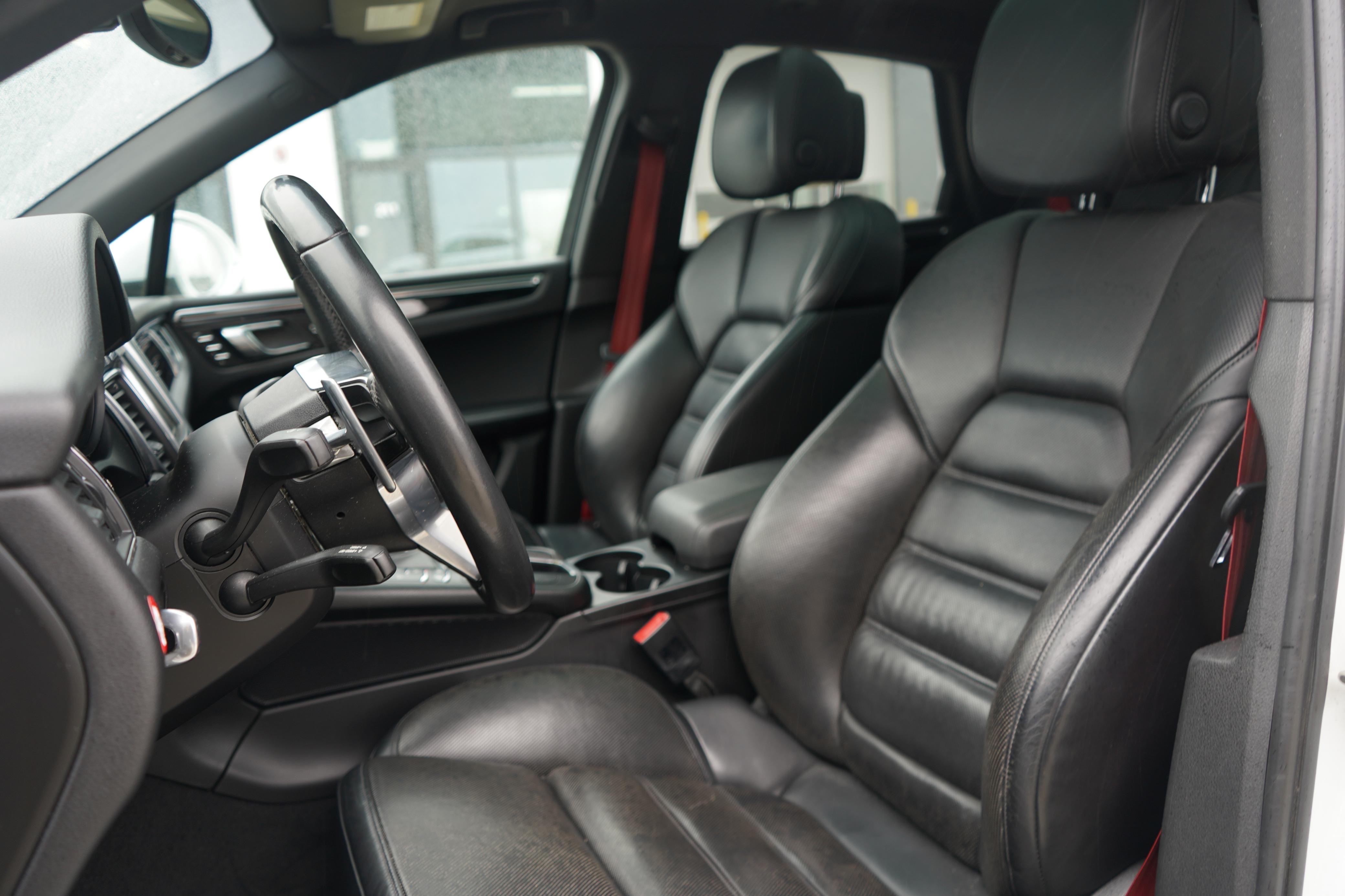 /worldwidemodernauto/2015-Porsche-Macan-5485131654016939.jpg