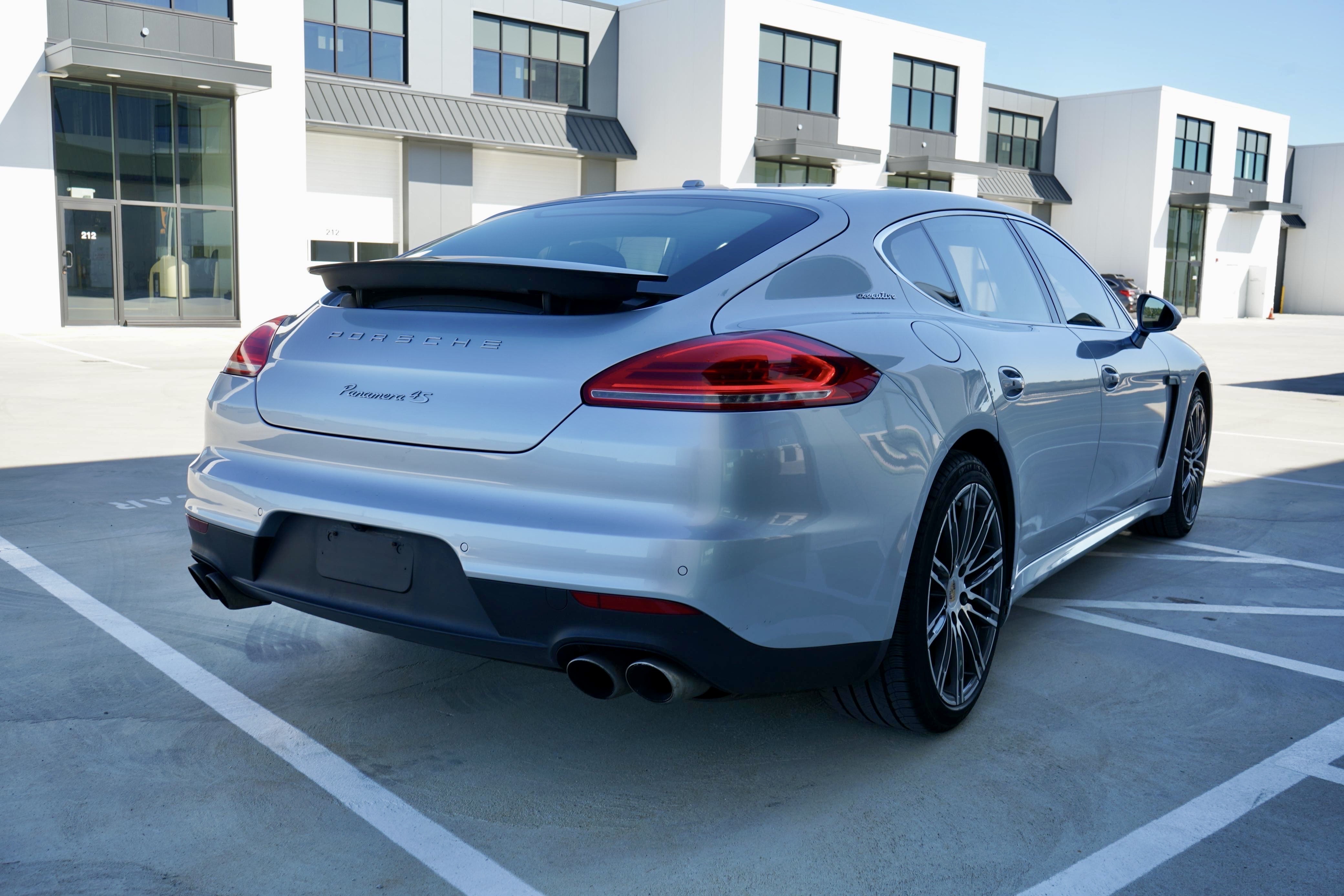 /worldwidemodernauto/2015-Porsche-Panamera-5791703999822988.jpg