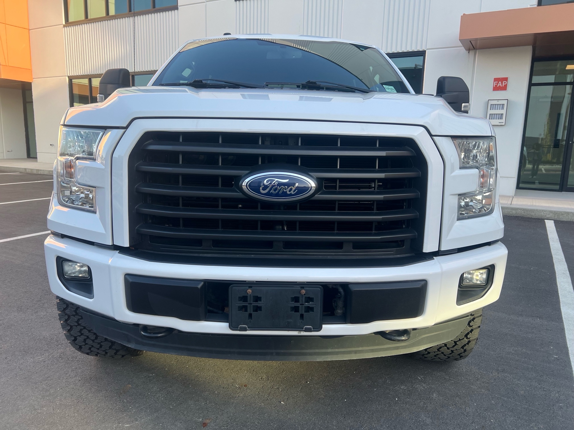 /worldwidemodernauto/2016-Ford-F-150-9013041124851162.jpg