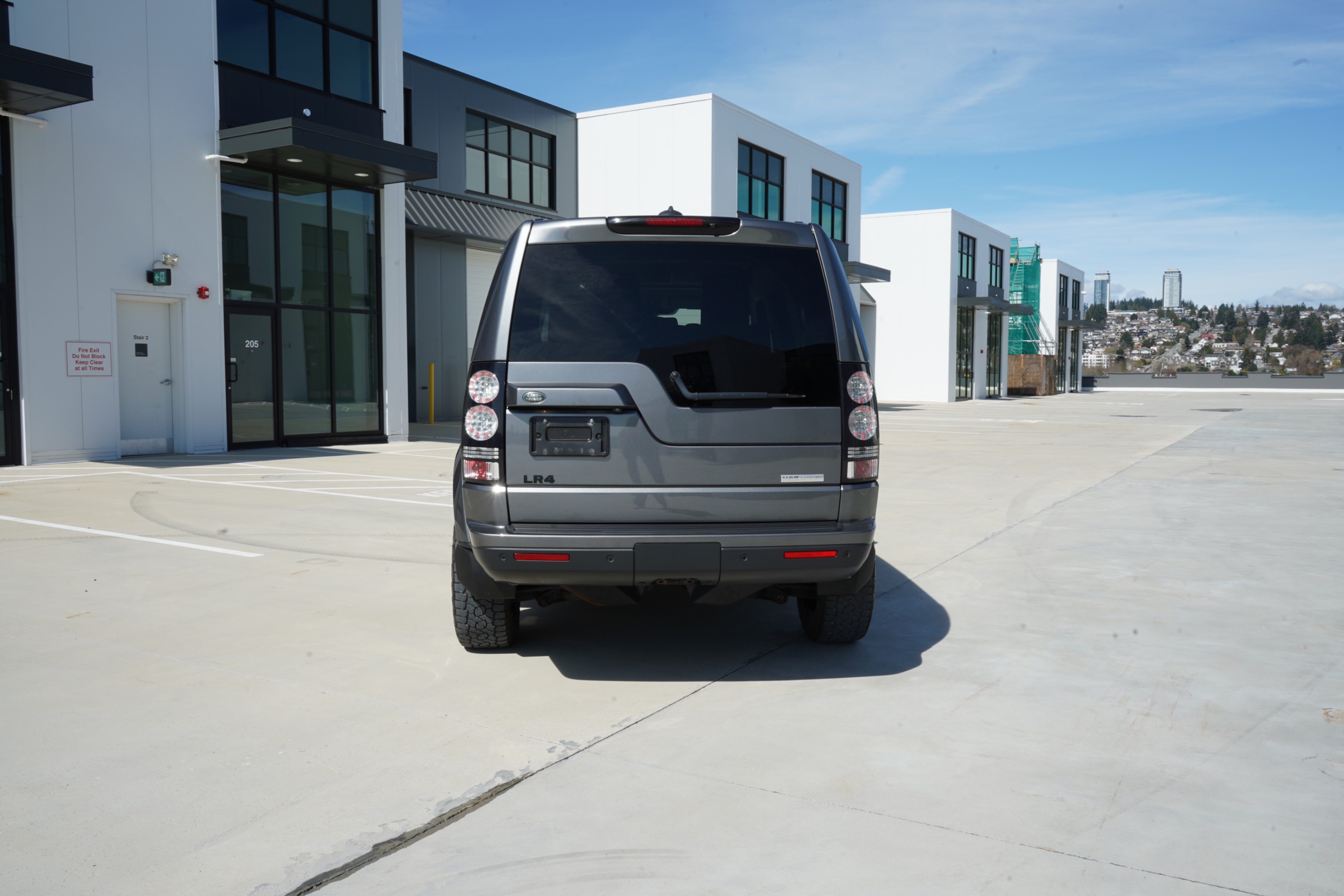 /worldwidemodernauto/2016-LandRover-LR4-22637091489563543.jpg