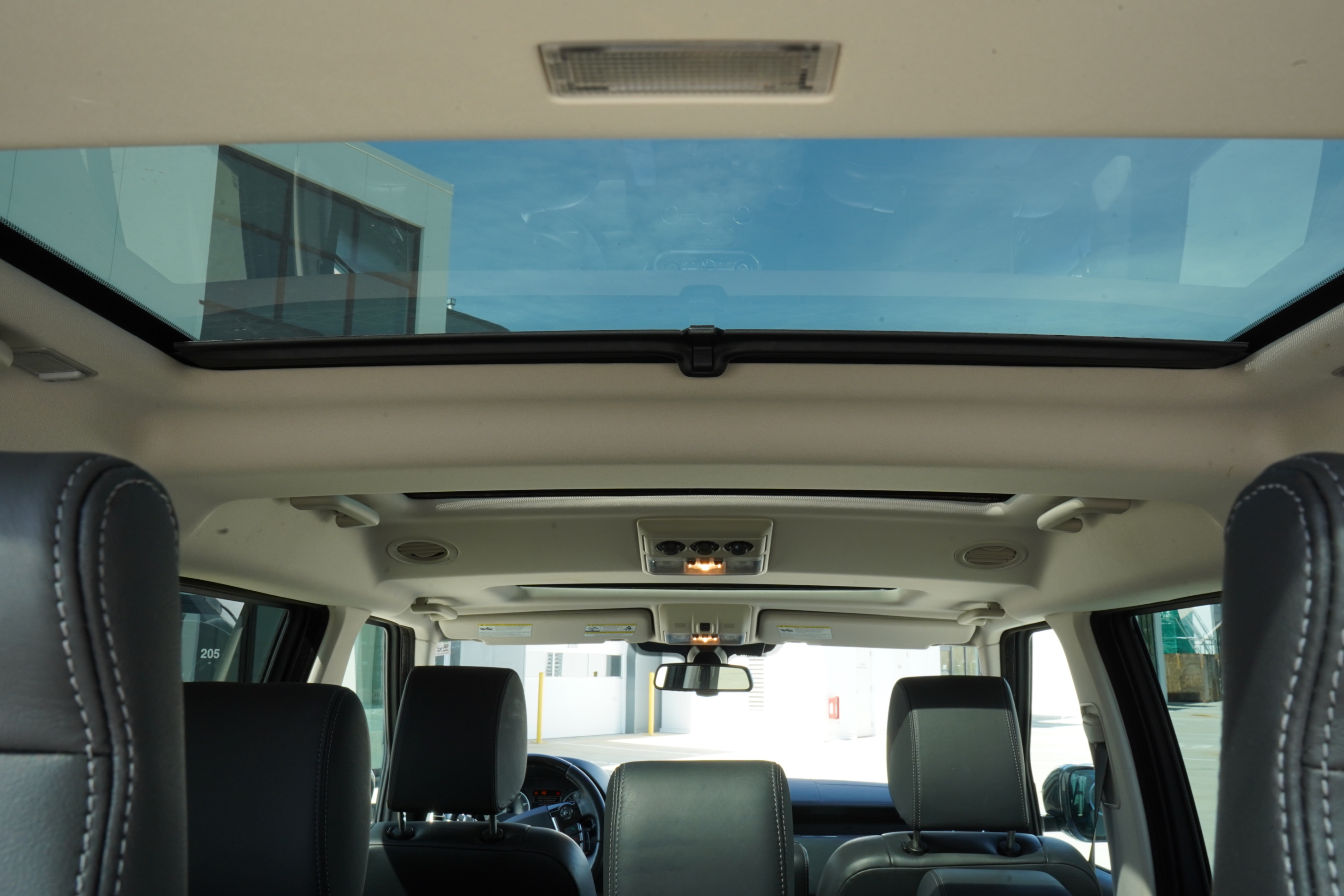/worldwidemodernauto/2016-LandRover-LR4-6785974102750378.jpg