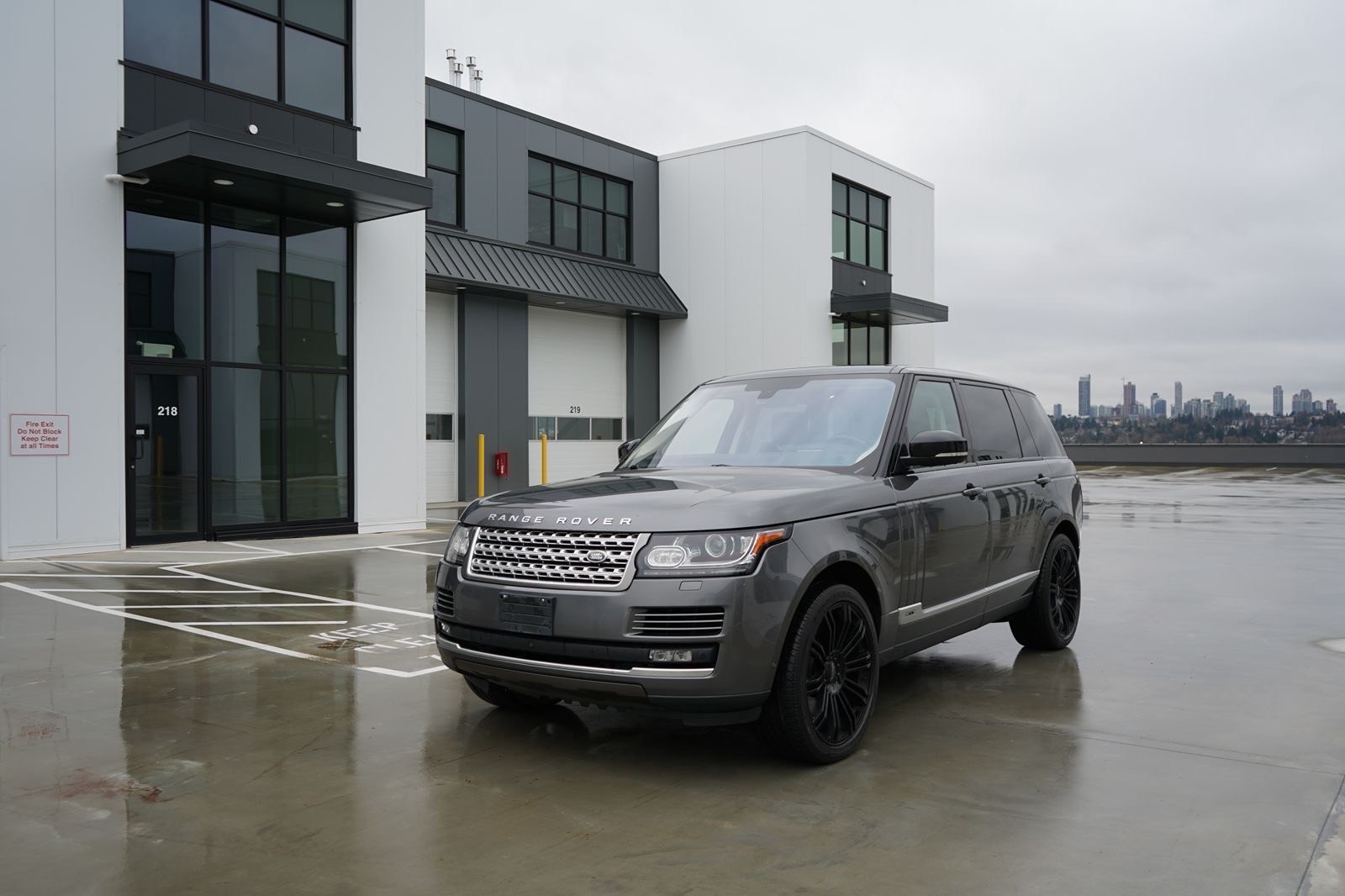/worldwidemodernauto/2016-LandRover-RangeRover-2027722088989965.jpg