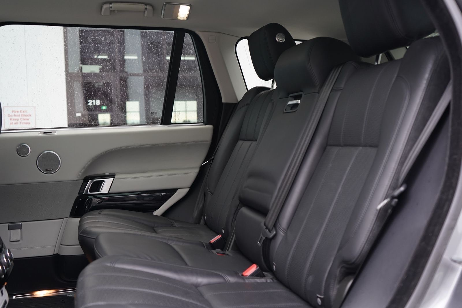 /worldwidemodernauto/2016-LandRover-RangeRover-43972677627912327.jpg