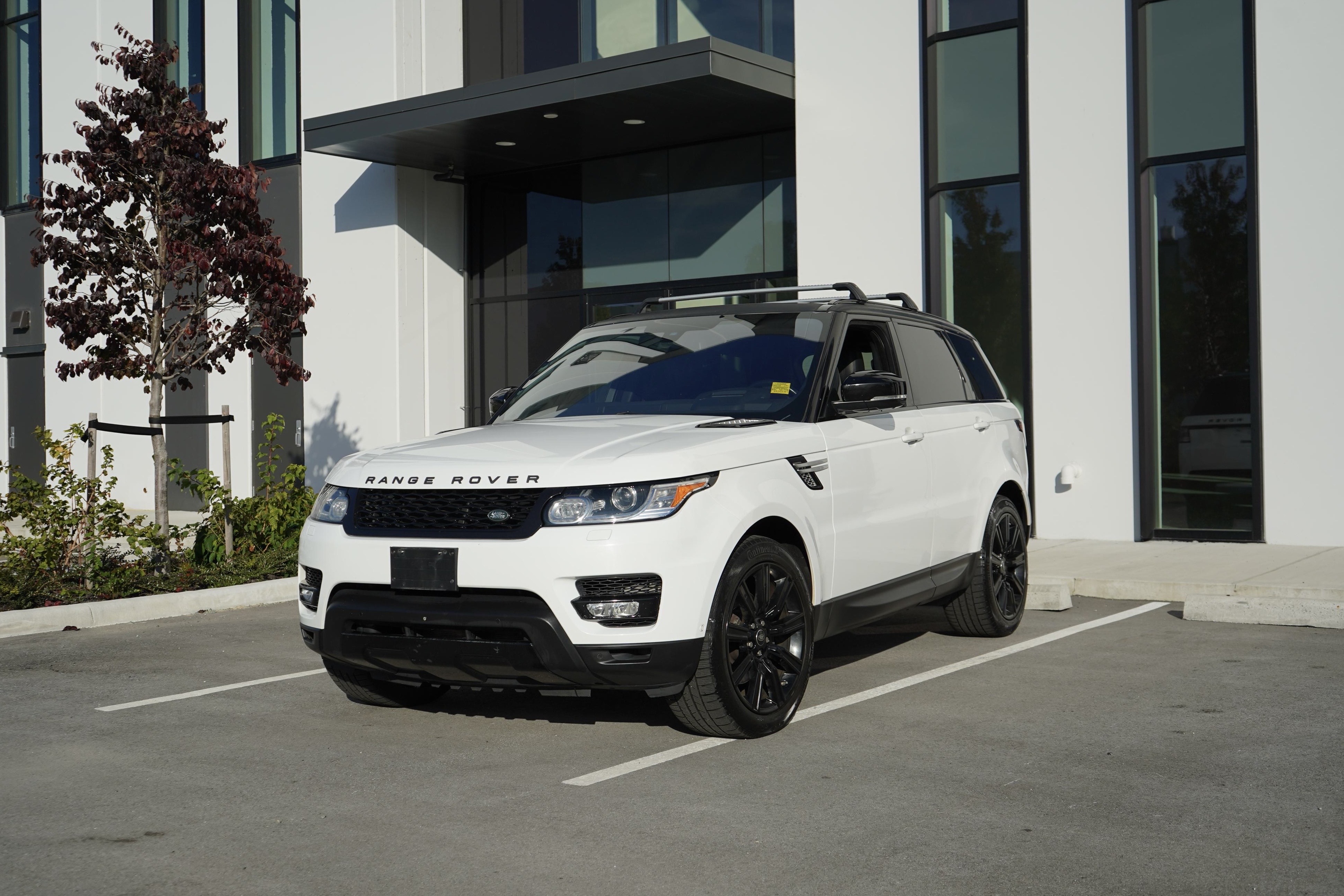 /worldwidemodernauto/2016-LandRover-RangeRover-48397965675878263.jpg