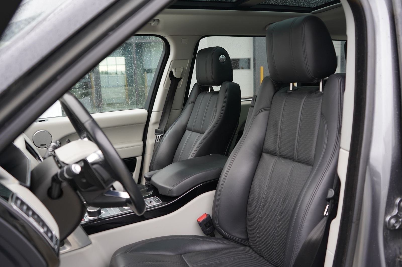/worldwidemodernauto/2016-LandRover-RangeRover-6823654699028745.jpg