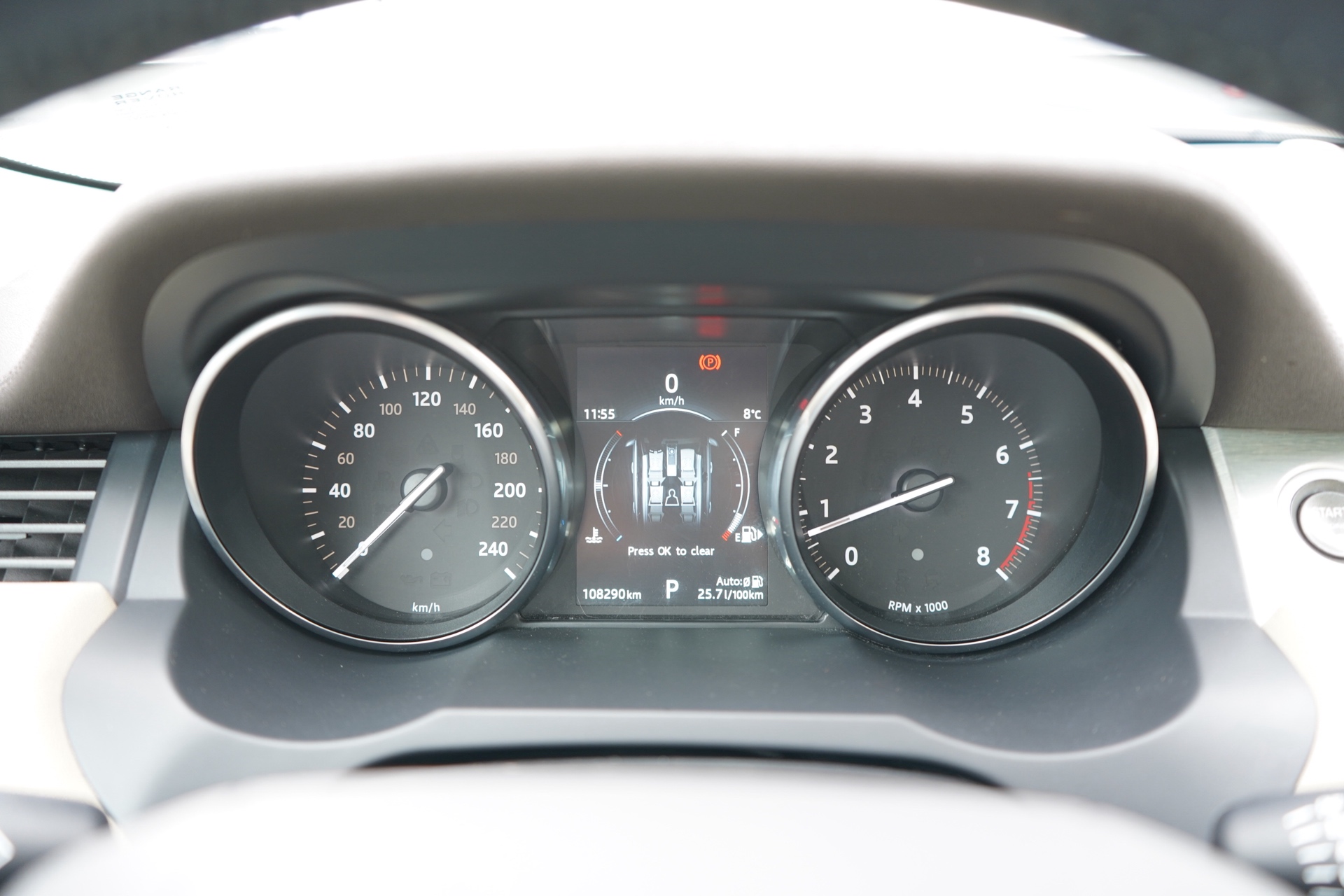 /worldwidemodernauto/2016-LandRover-RangeRover-7603330851937842.jpg