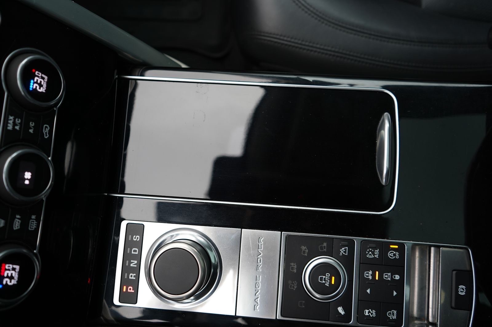 /worldwidemodernauto/2016-LandRover-RangeRover-7792929447118402.jpg