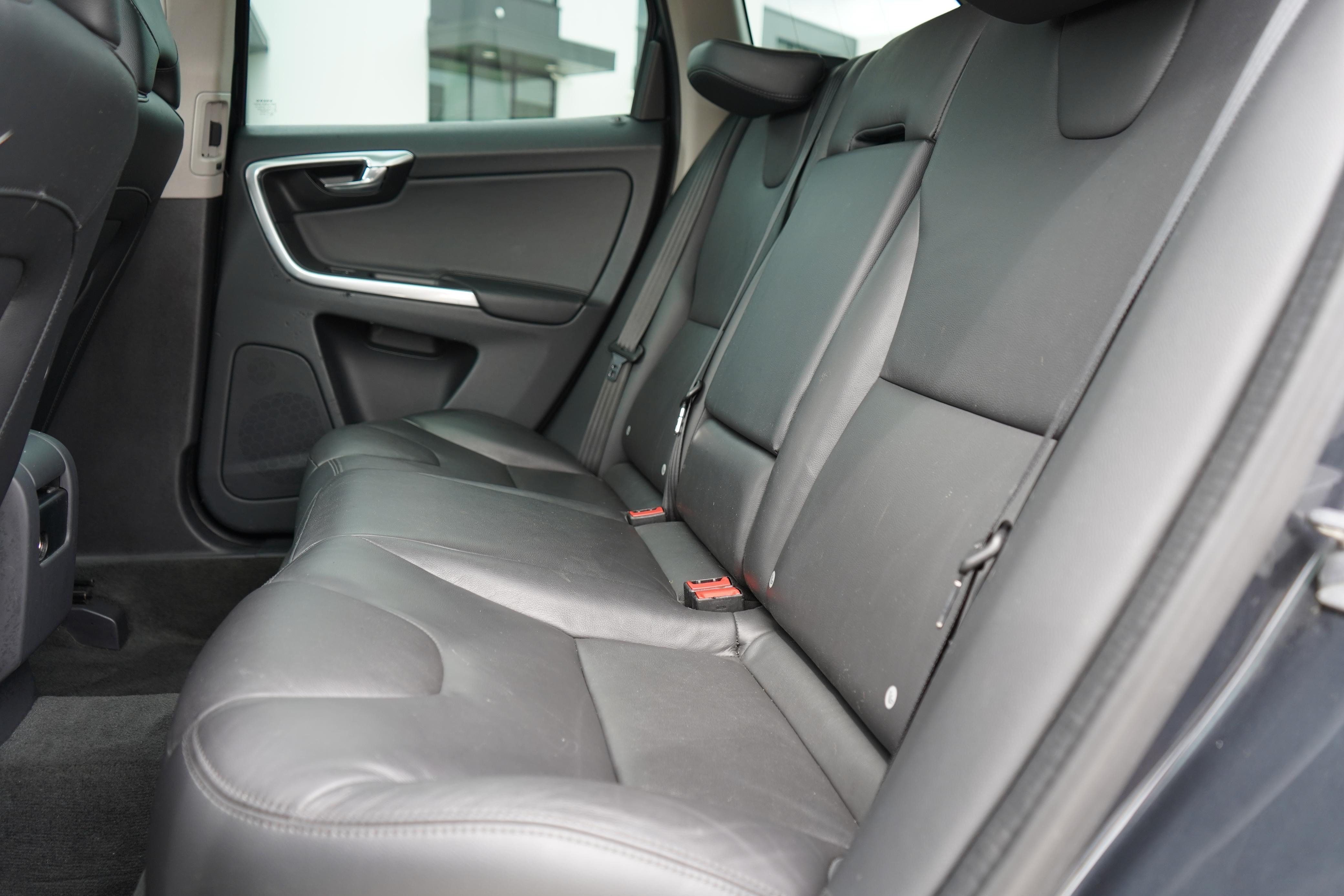 /worldwidemodernauto/2016-Volvo-XC60-5825448956644583.jpg