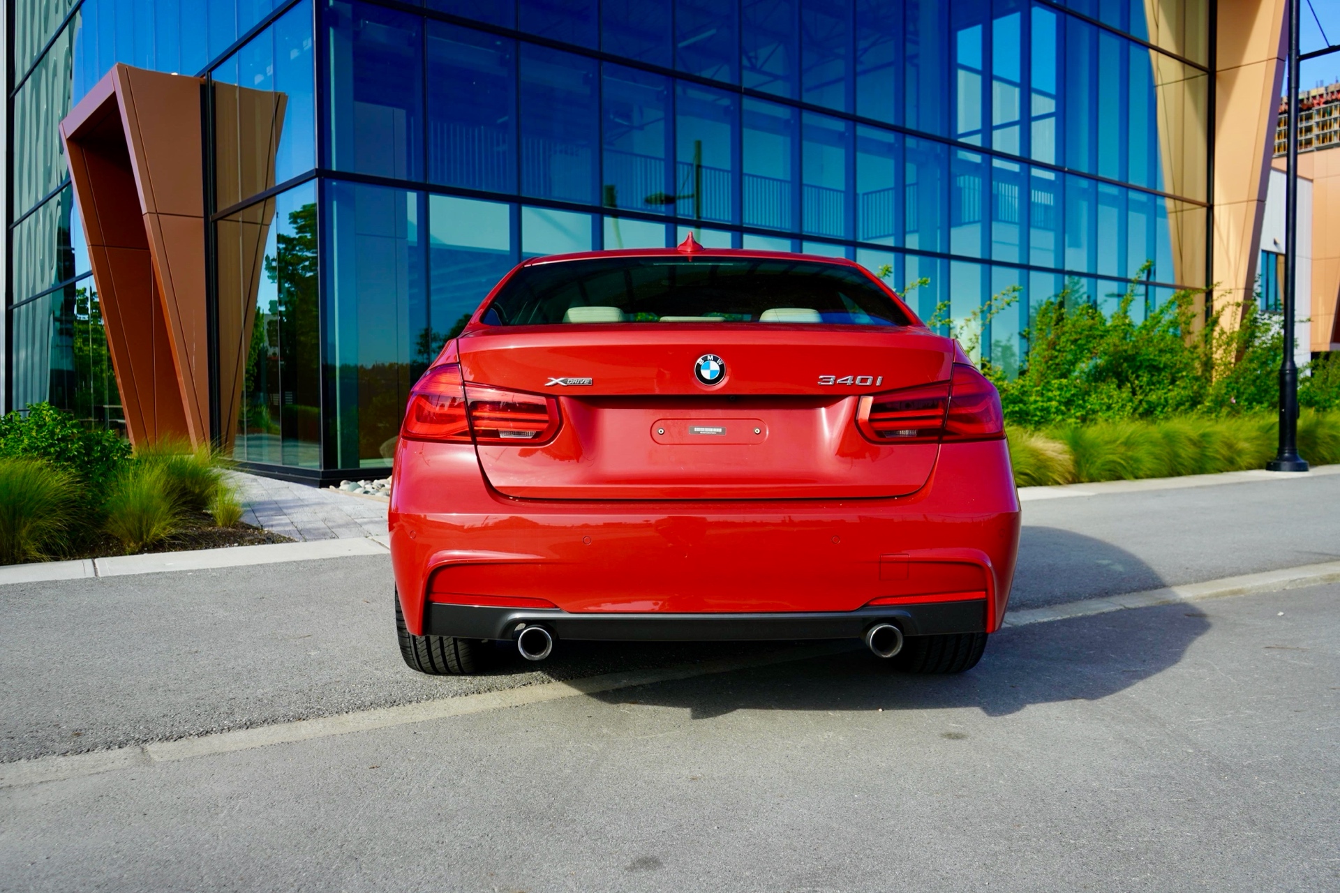 /worldwidemodernauto/2017-BMW-3-Series-9840487639525131.jpg