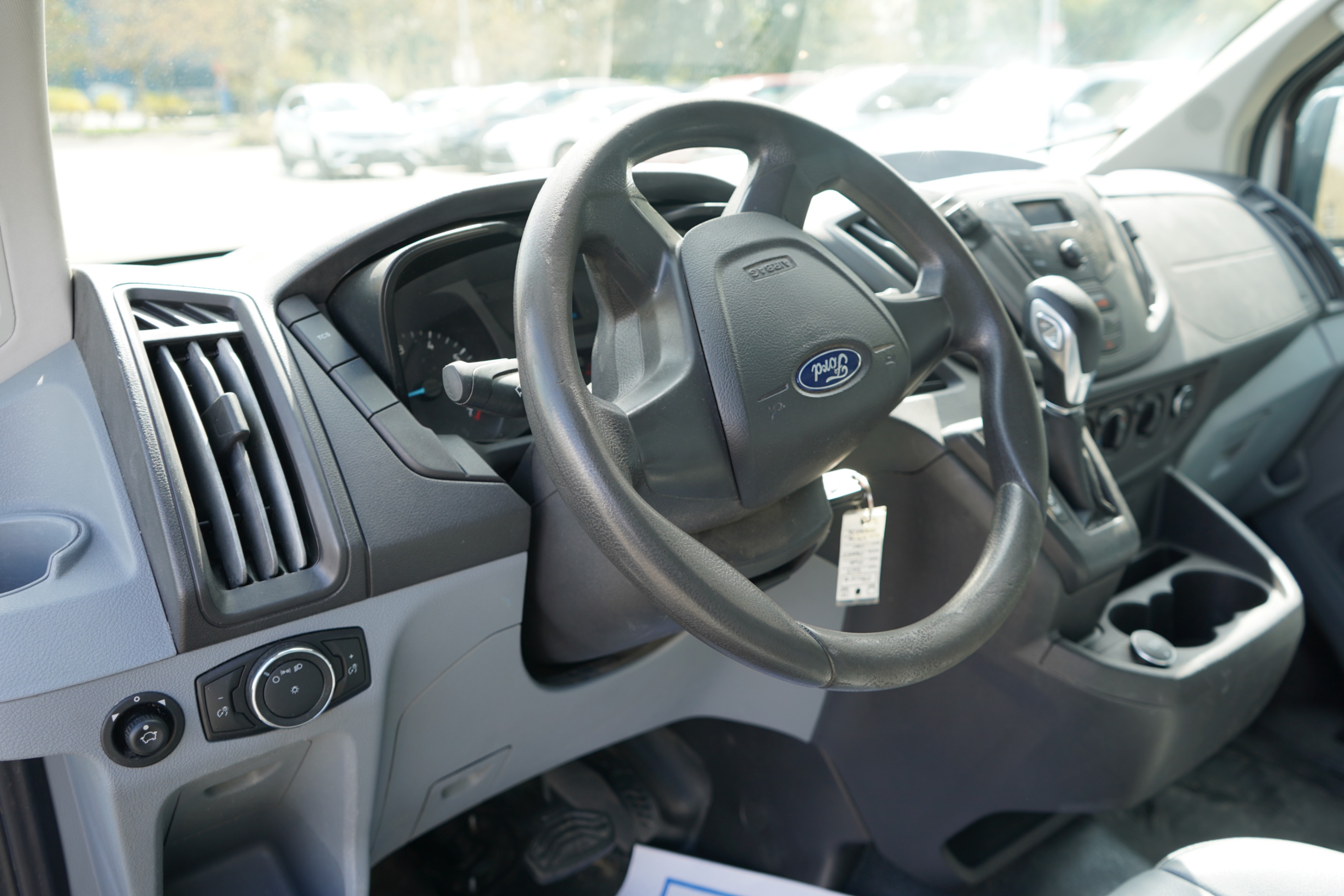/worldwidemodernauto/2017-Ford-Transit-5666517579747907.jpg