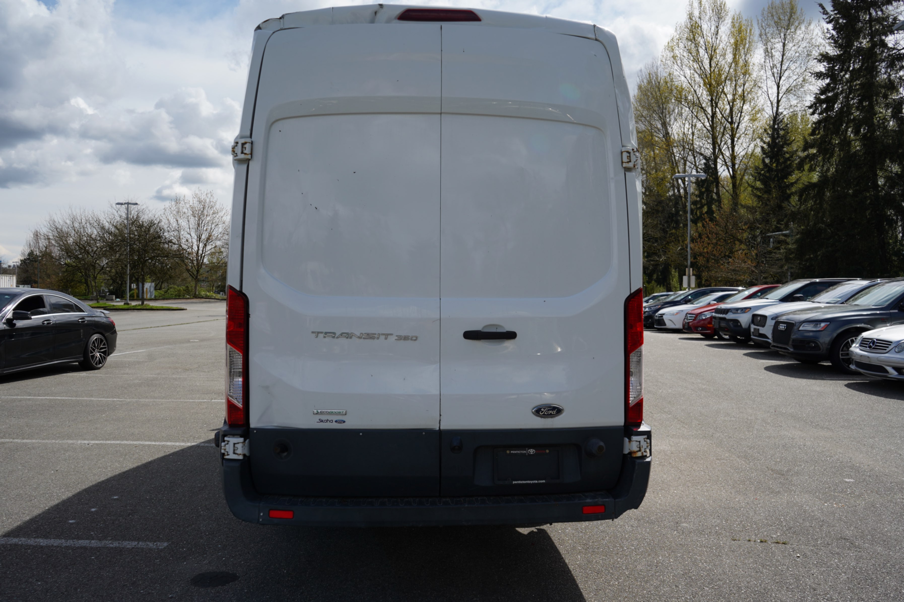 /worldwidemodernauto/2017-Ford-Transit-9541313050957907.jpg