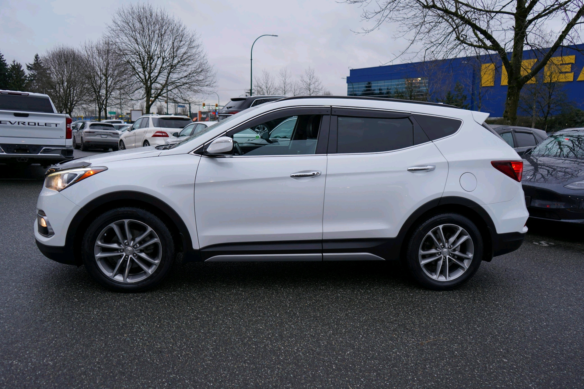/worldwidemodernauto/2017-Hyundai-SantaFe-5588594072674782.jpg
