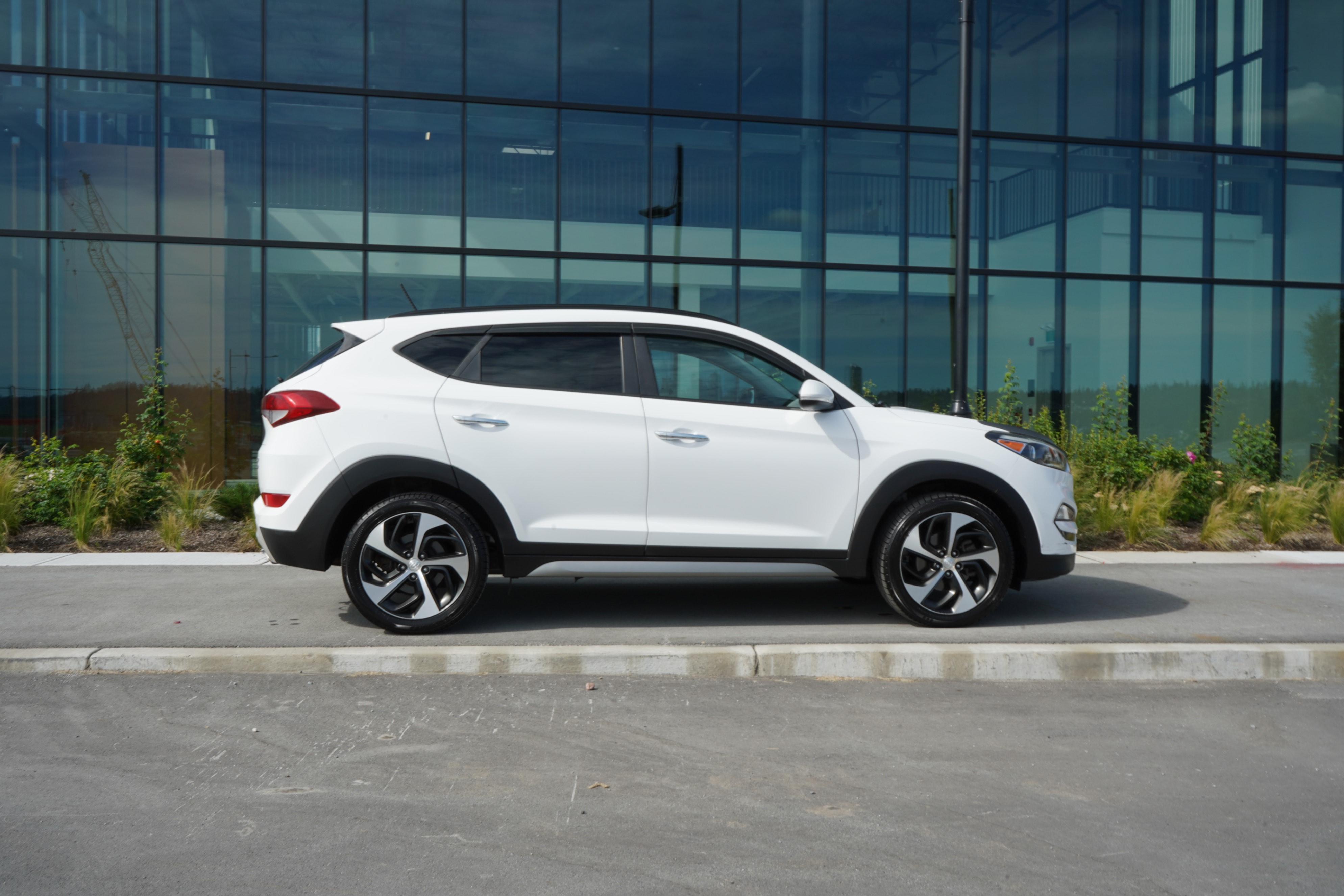 /worldwidemodernauto/2017-Hyundai-Tucson-8946993141621515.jpg