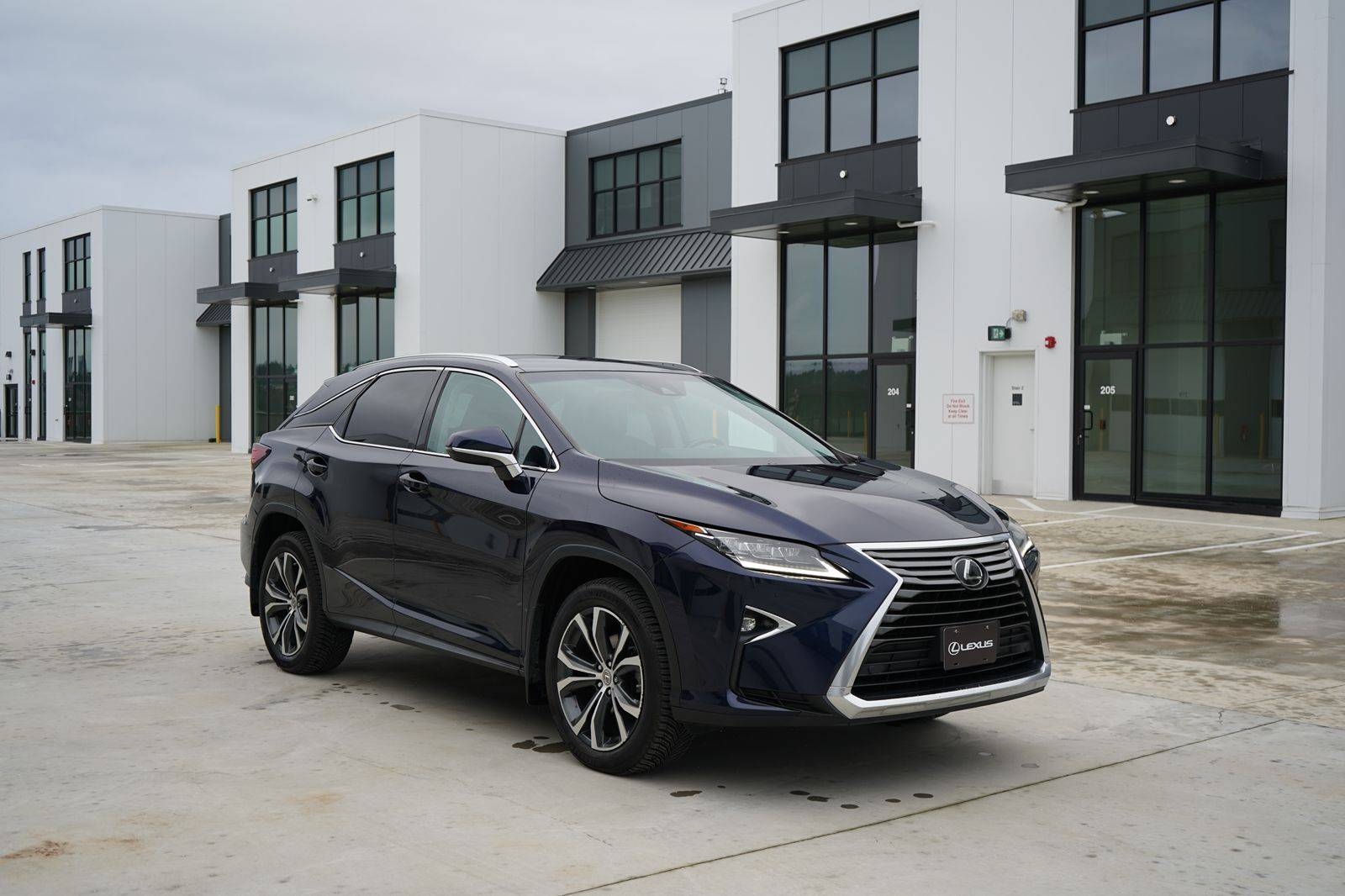 /worldwidemodernauto/2017-Lexus-RX-1775509383969216.jpg