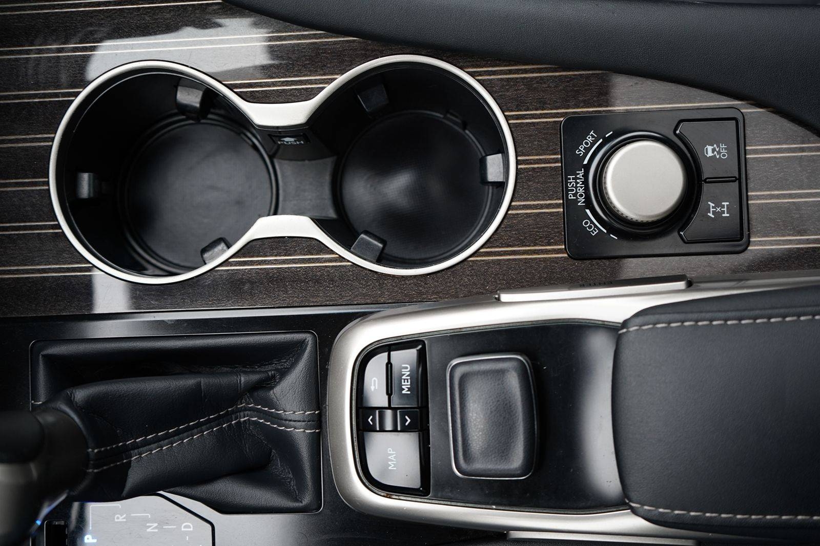 /worldwidemodernauto/2017-Lexus-RX-6415076292335193.jpg
