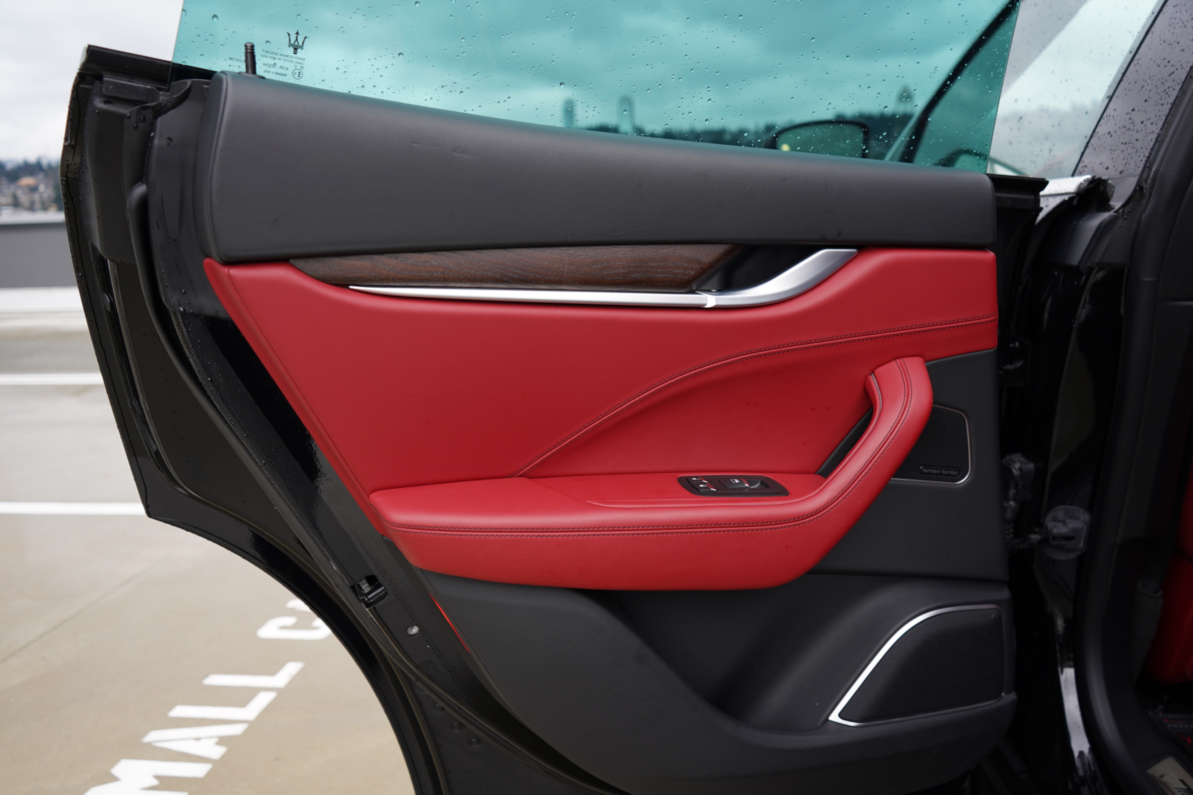 /worldwidemodernauto/2017-Maserati-Levante-3995453097070991.jpg