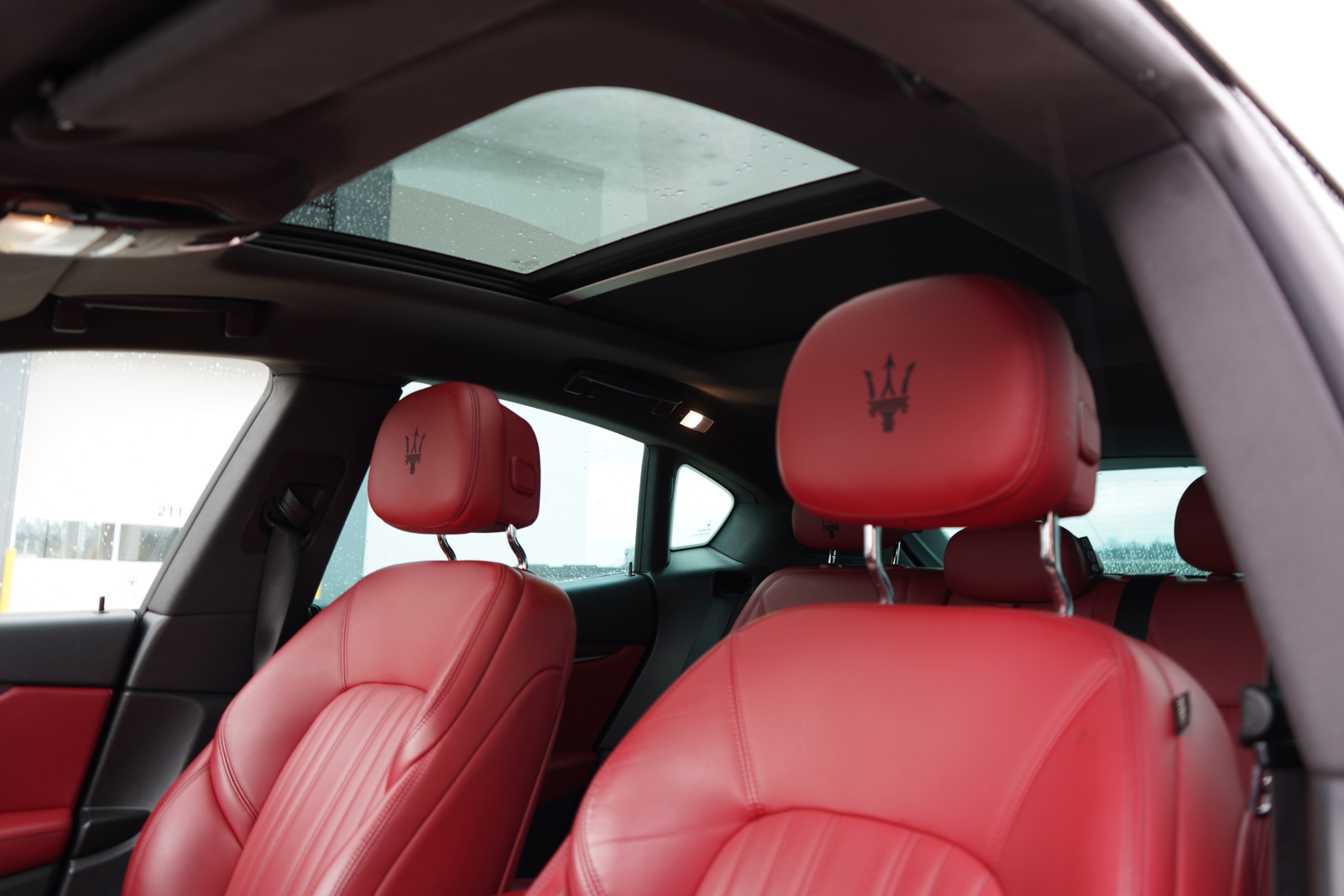 /worldwidemodernauto/2017-Maserati-Levante-8899817504978489.jpg