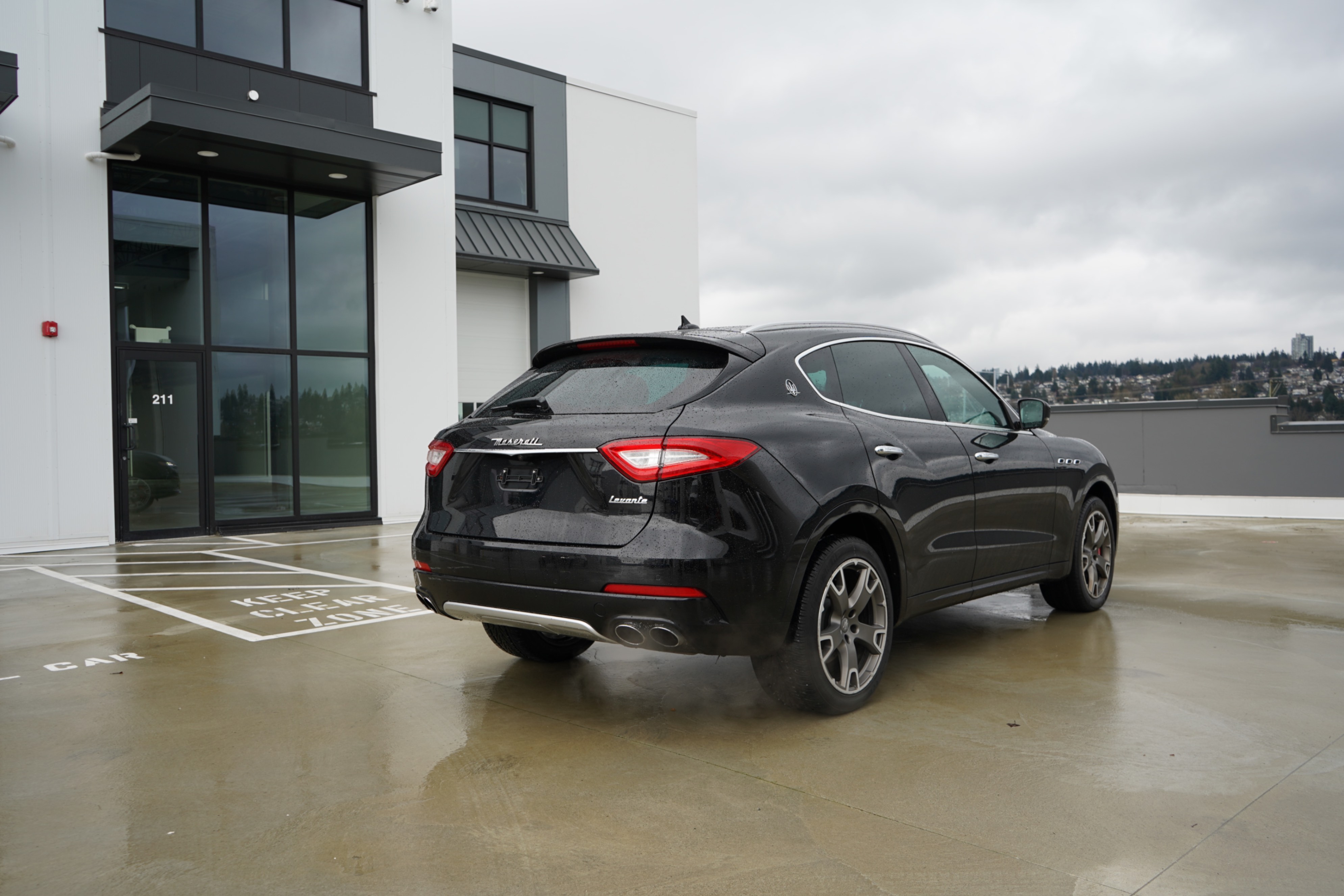 /worldwidemodernauto/2017-Maserati-Levante-921856571933791.jpg