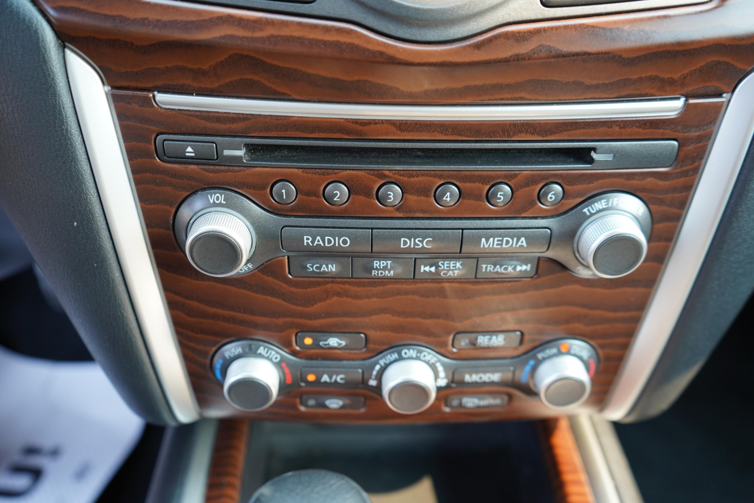 /worldwidemodernauto/2017-Nissan-Pathfinder-29476423393668405.jpg