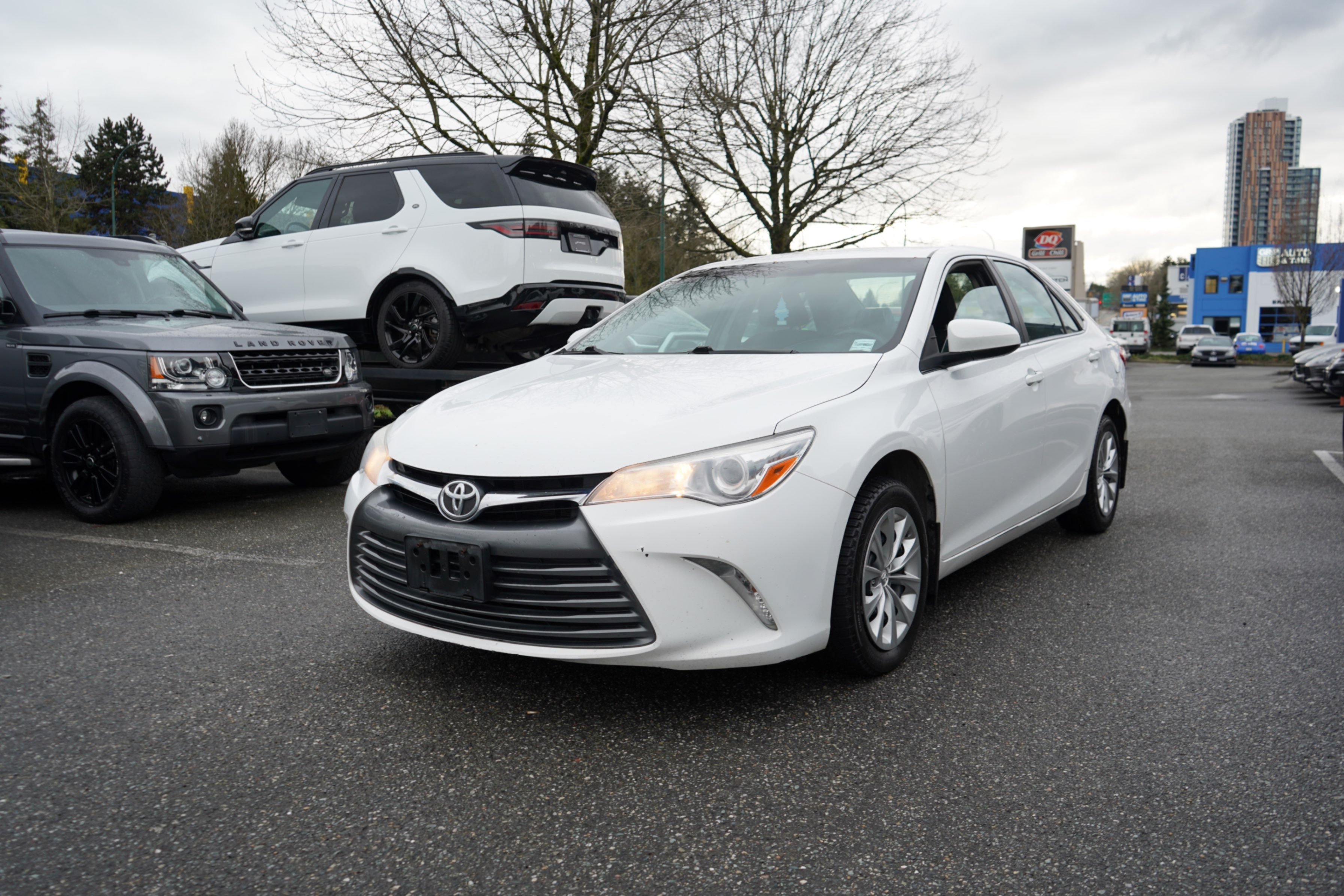 /worldwidemodernauto/2017-Toyota-Camry-24086705399111152.jpg