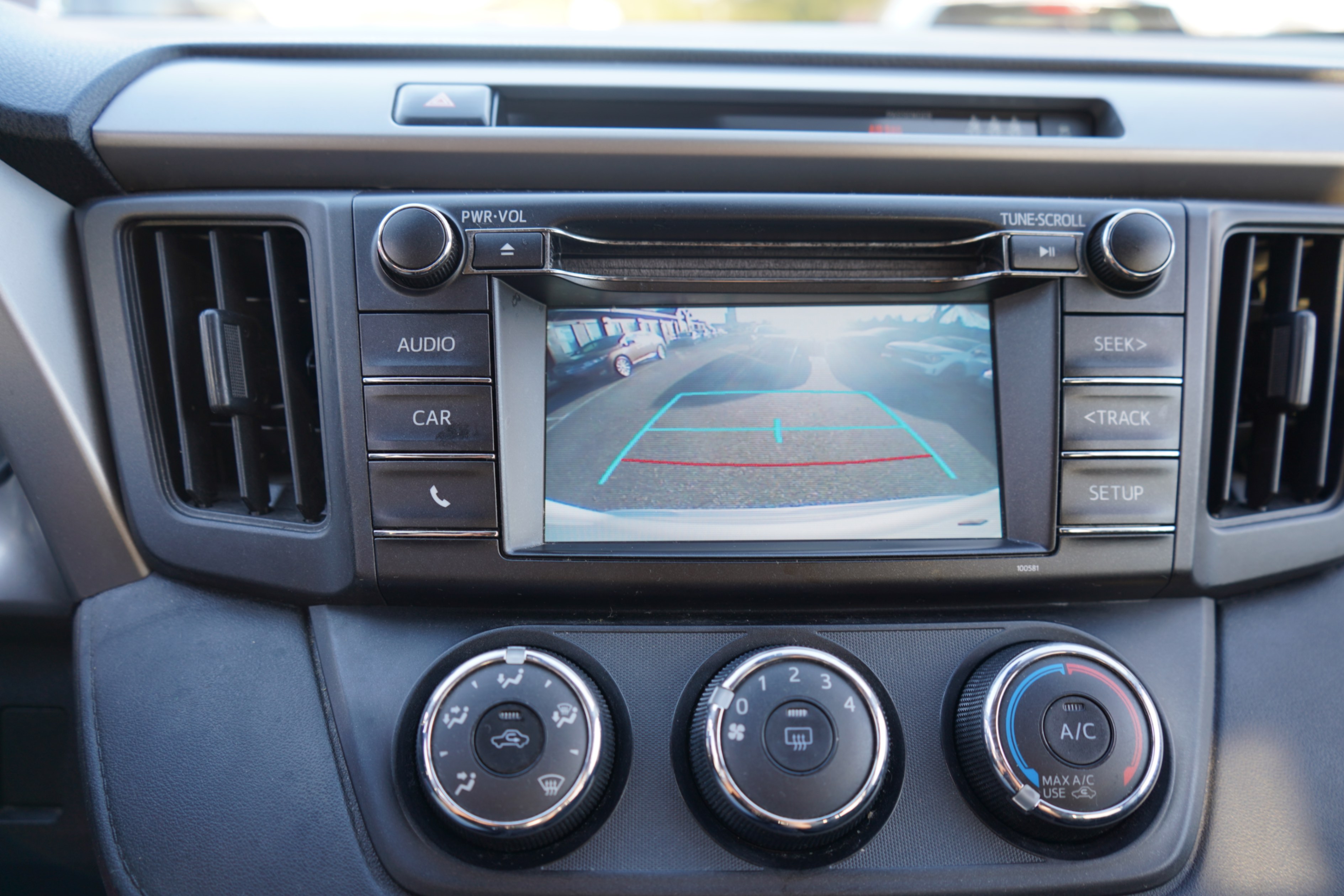 /worldwidemodernauto/2017-Toyota-RAV4-03890613835962187.jpg