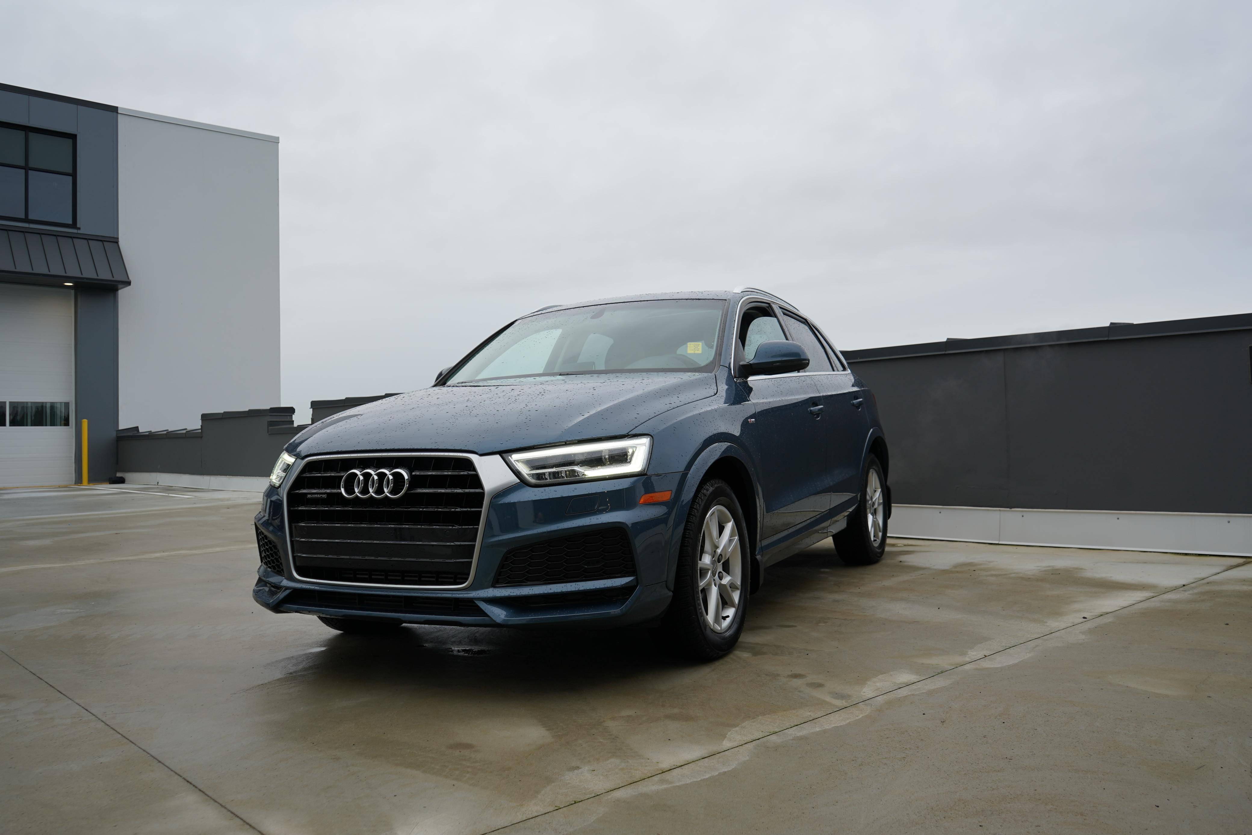 /worldwidemodernauto/2018-Audi-Q3-6630960137596917.jpg