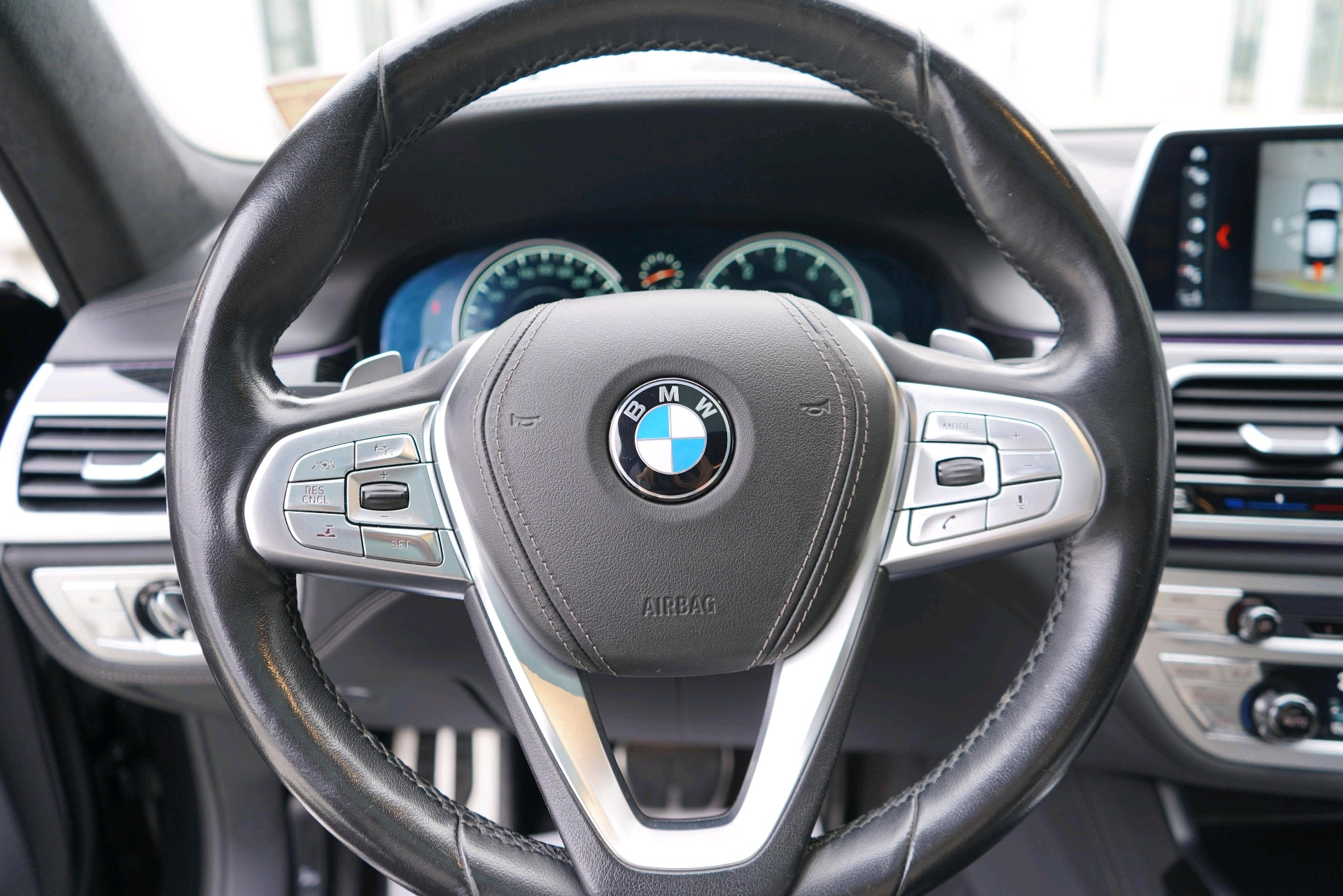 /worldwidemodernauto/2018-BMW-7-Series-4956471035200629.jpg