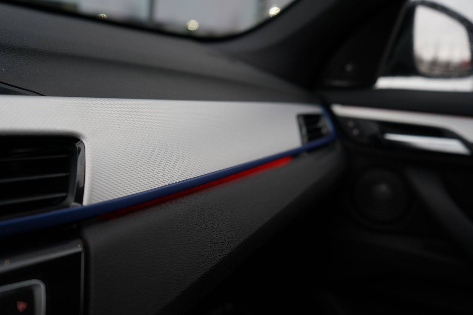 /worldwidemodernauto/2018-BMW-X1-9414263691410232.jpg