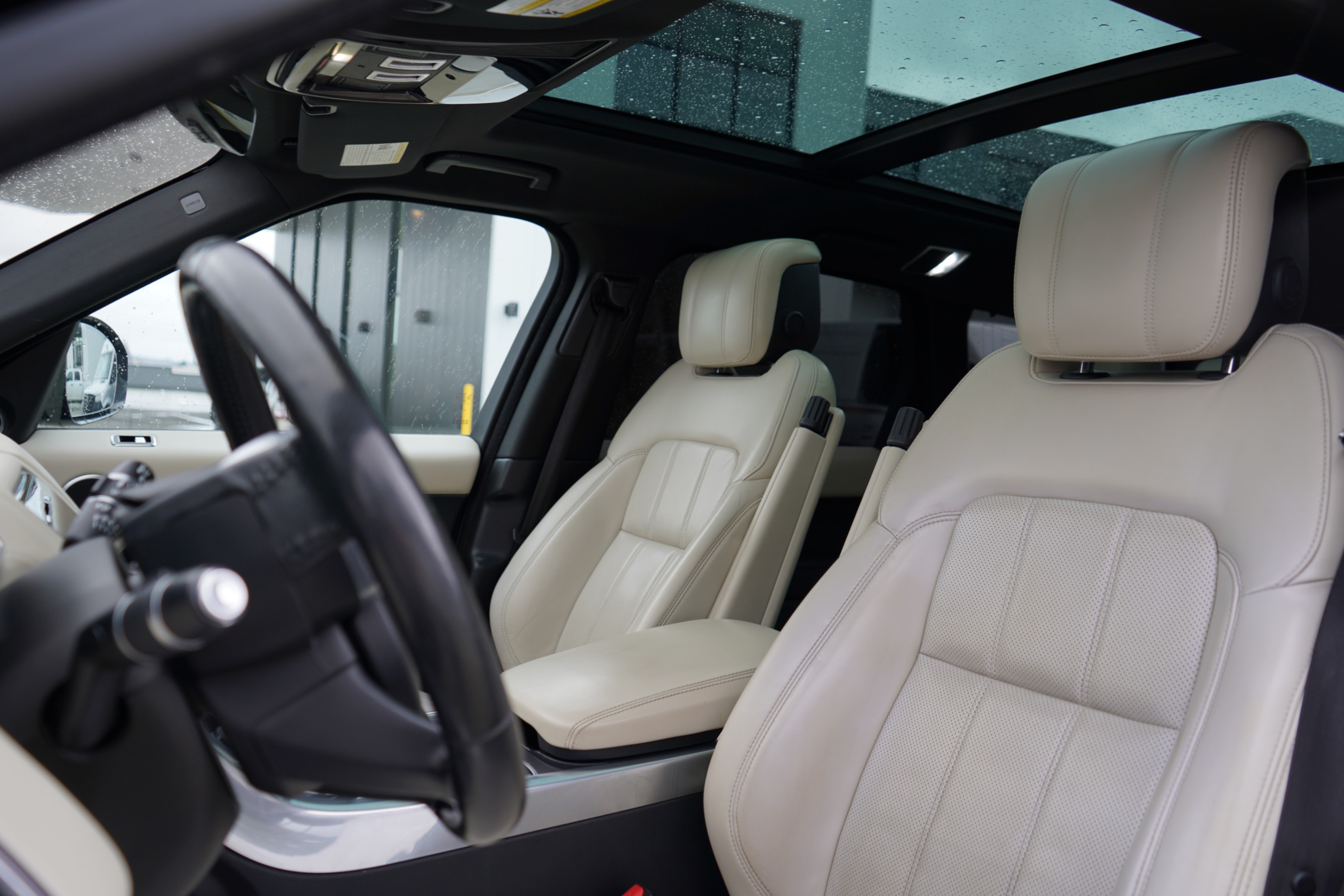 /worldwidemodernauto/2018-LandRover-RangeRover-2955132198330108.jpg