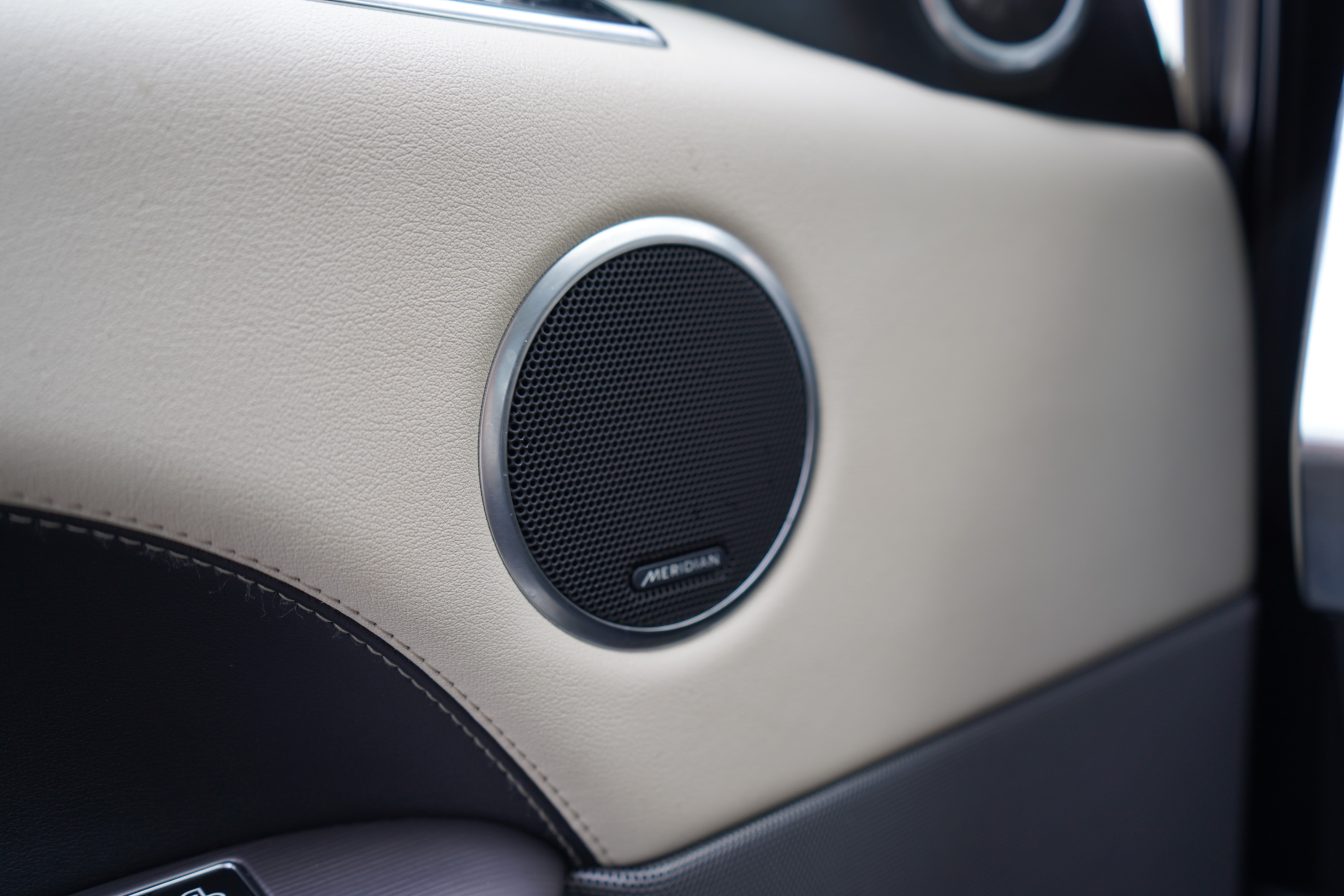 /worldwidemodernauto/2018-LandRover-RangeRover-7308416520881749.jpg