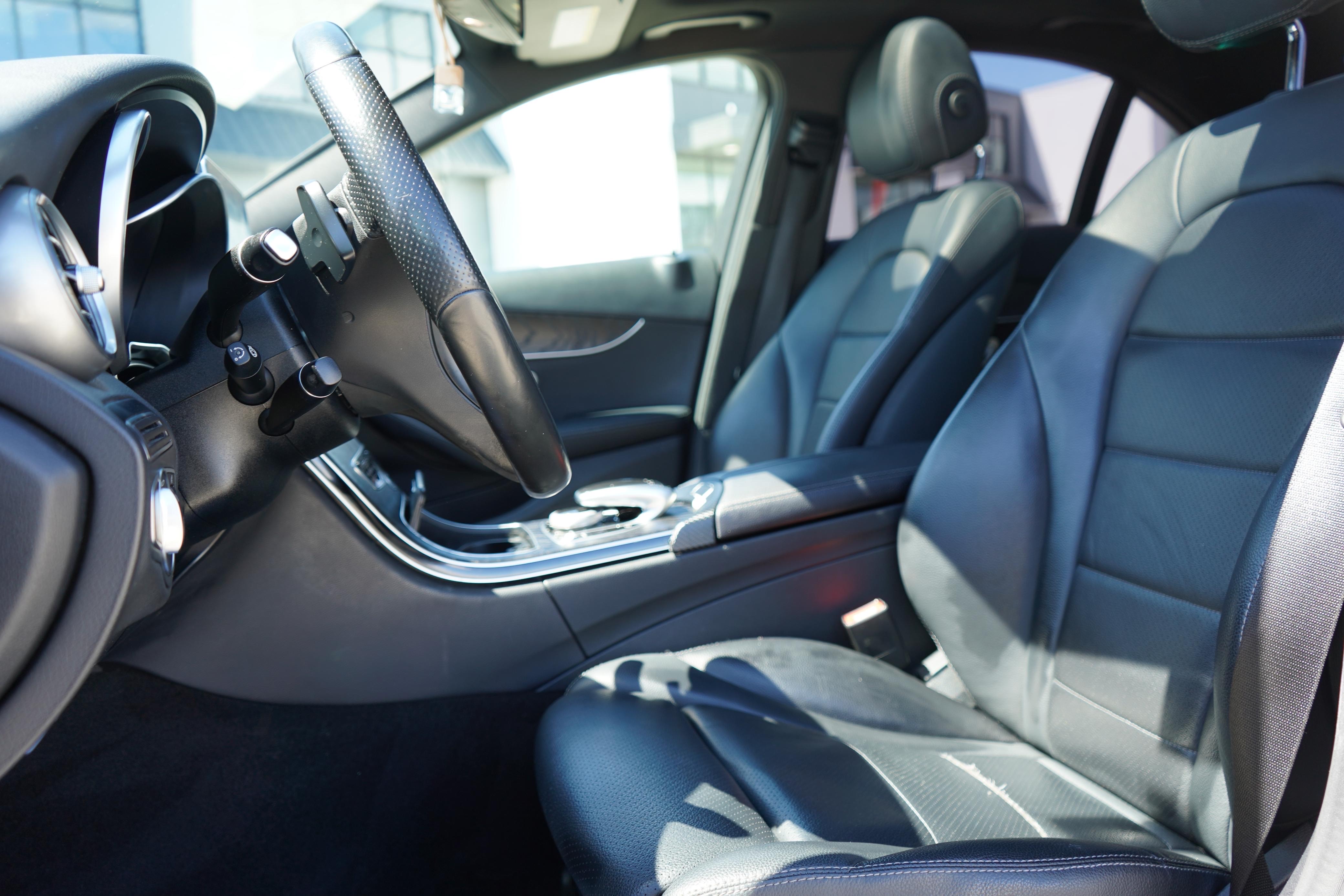 /worldwidemodernauto/2018-Mercedes-Benz-C-Class-9824633576811892.jpg