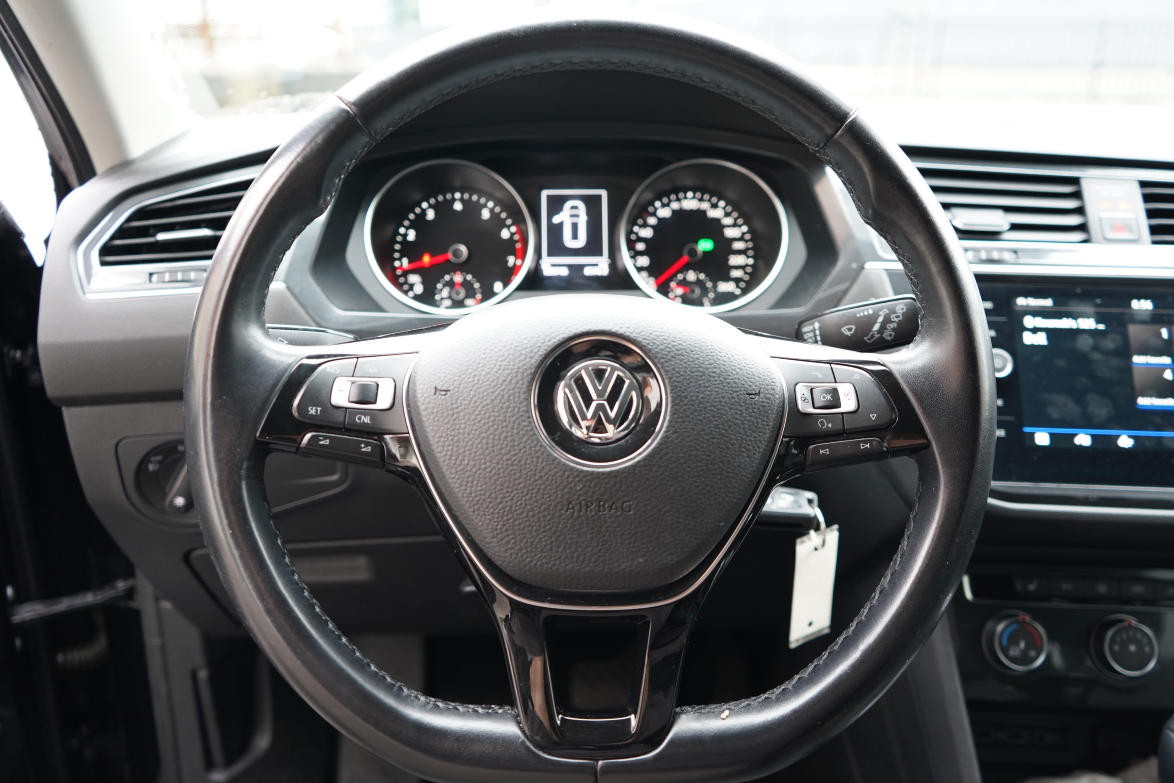 /worldwidemodernauto/2018-Volkswagen-Tiguan-050706659696374556.jpg