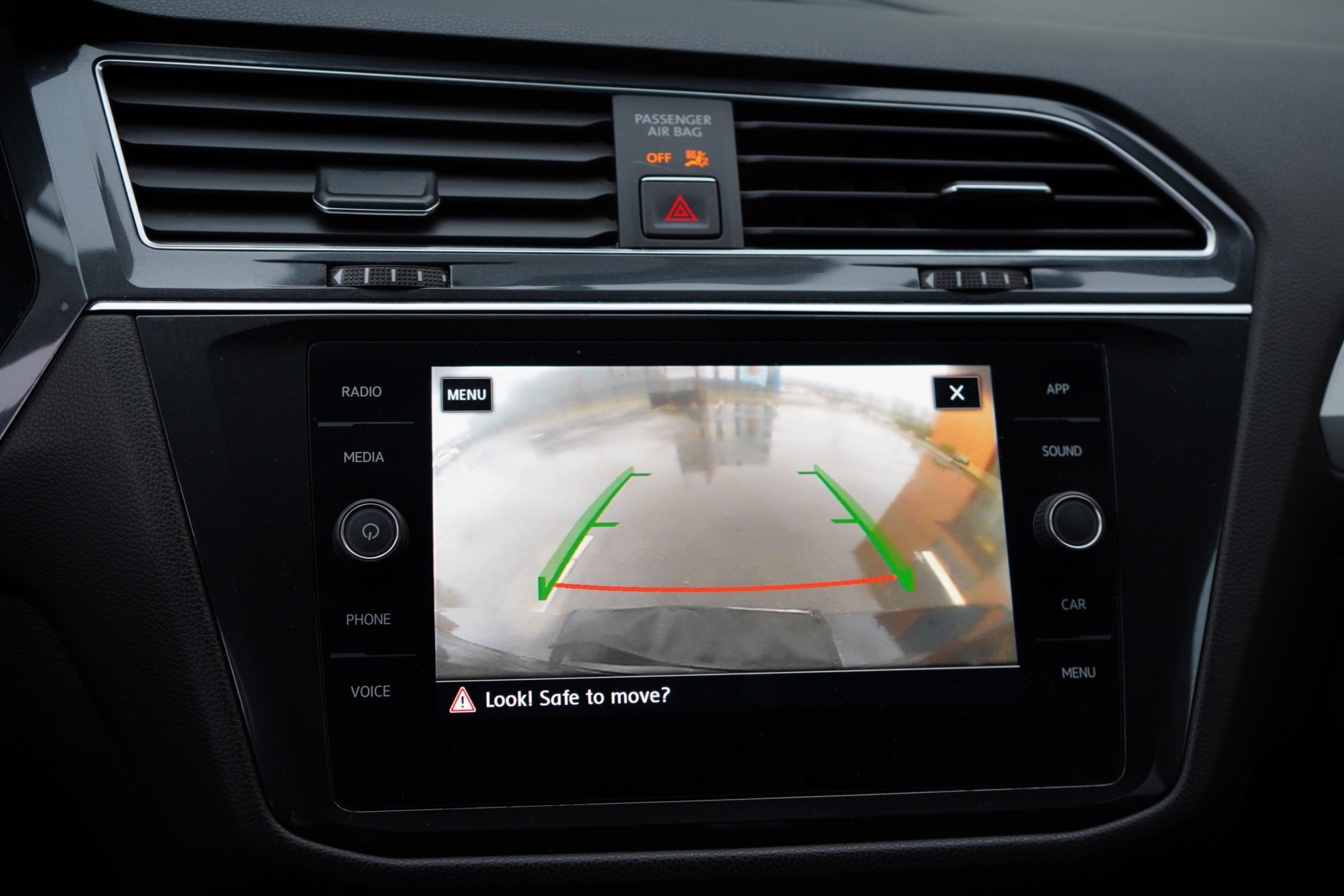 /worldwidemodernauto/2018-Volkswagen-Tiguan-9263251348992807.jpg