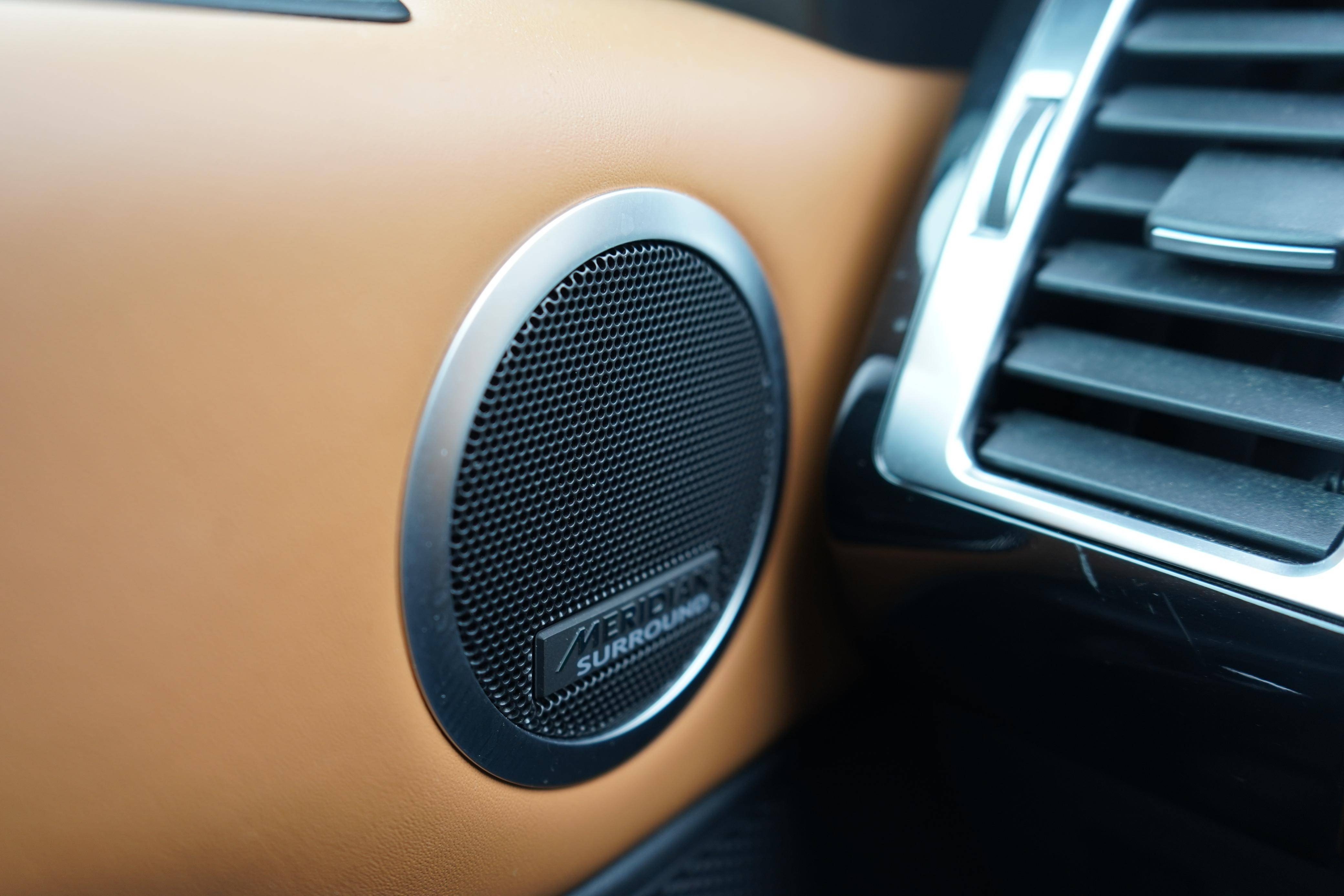 /worldwidemodernauto/2019-LandRover-Discovery-594679710125064.jpg