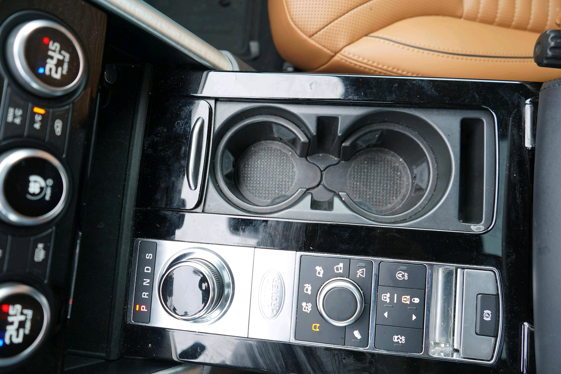 /worldwidemodernauto/2019-LandRover-Discovery-9721349726163953.jpg