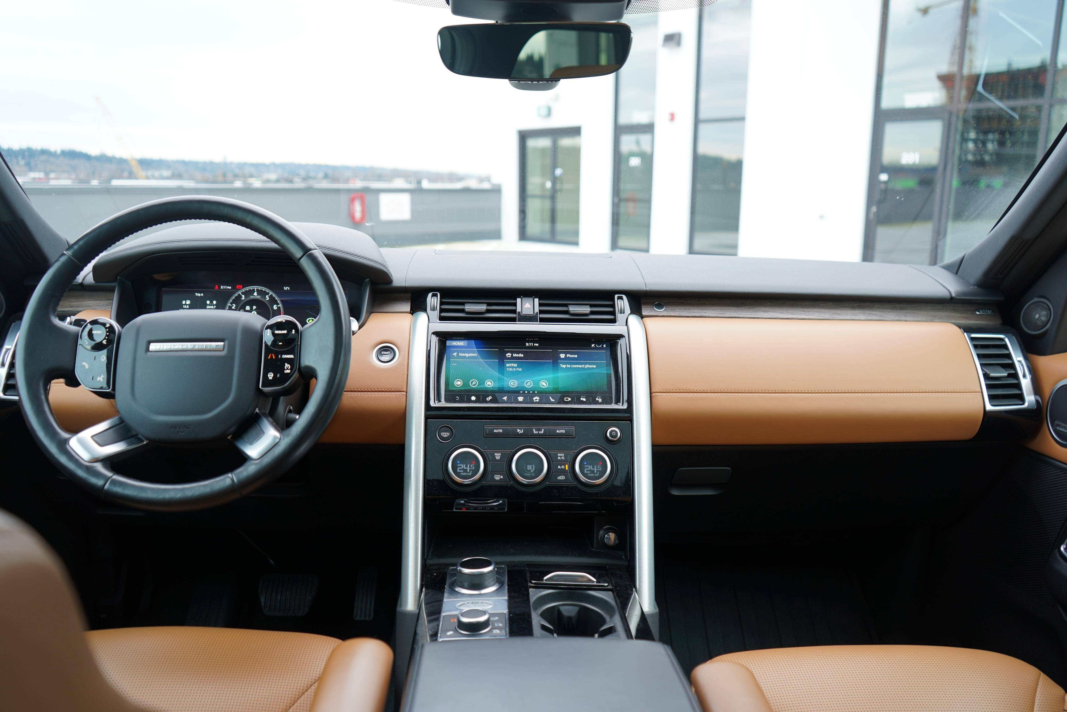 /worldwidemodernauto/2019-LandRover-Discovery-9976425475188251.jpg