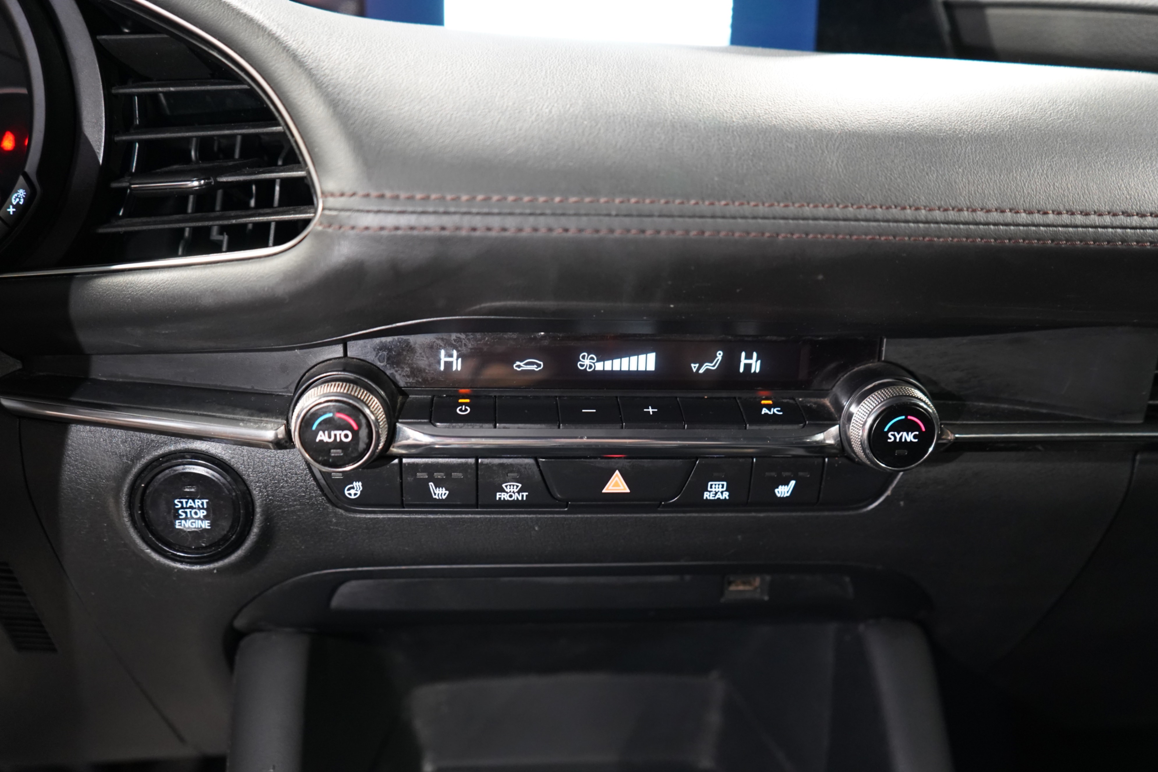 /worldwidemodernauto/2019-Mazda-Mazda3Sport-22083760946102093.jpg