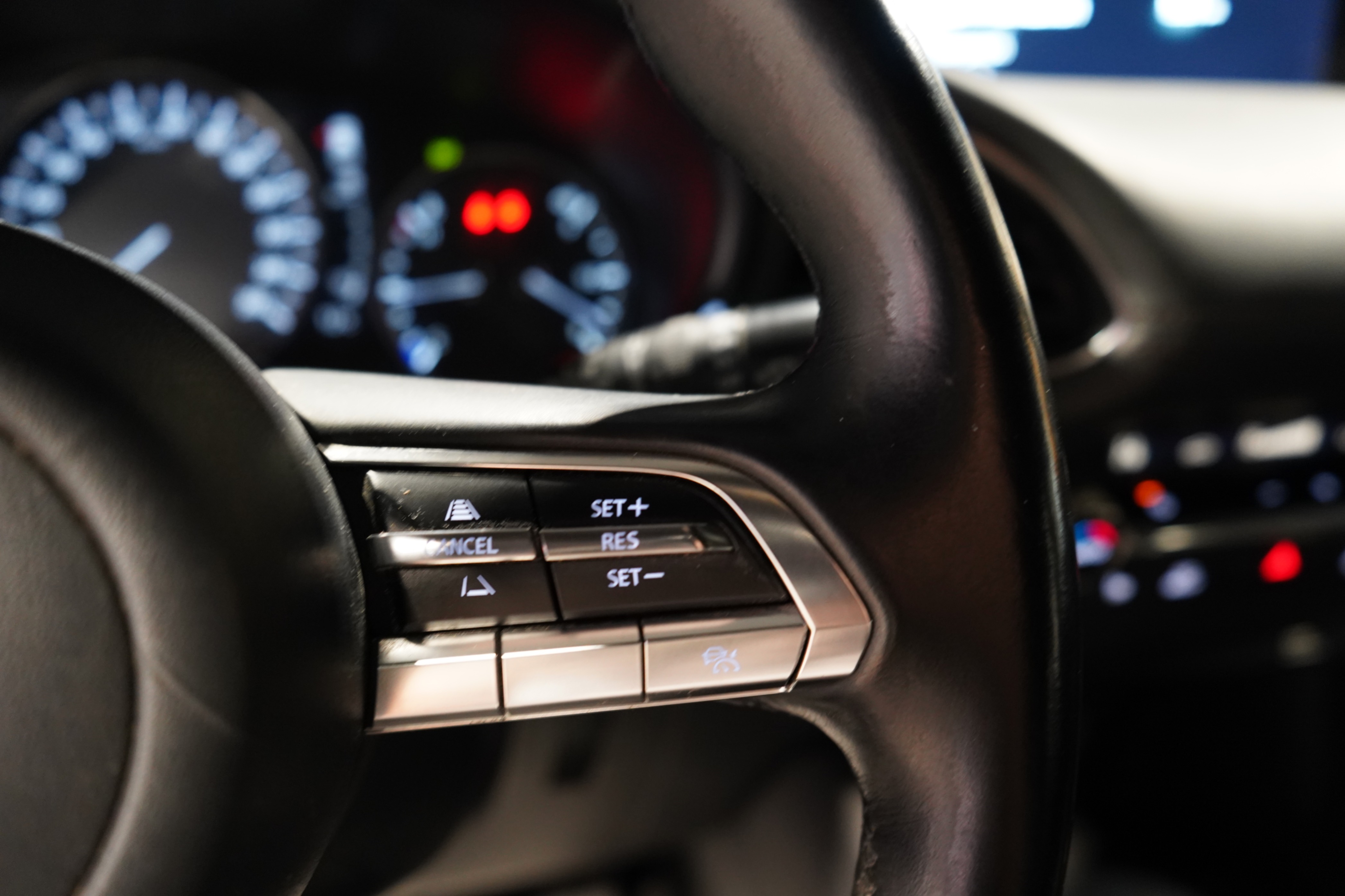 /worldwidemodernauto/2019-Mazda-Mazda3Sport-32315650541929775.jpg